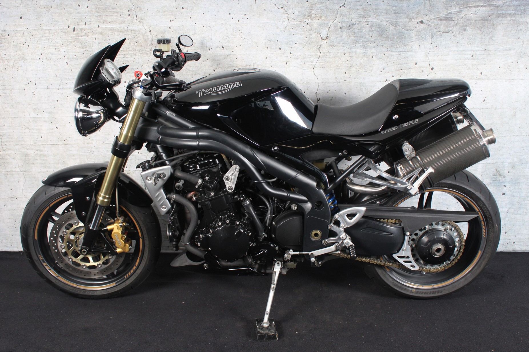 TRIUMPH Speed Triple 1050