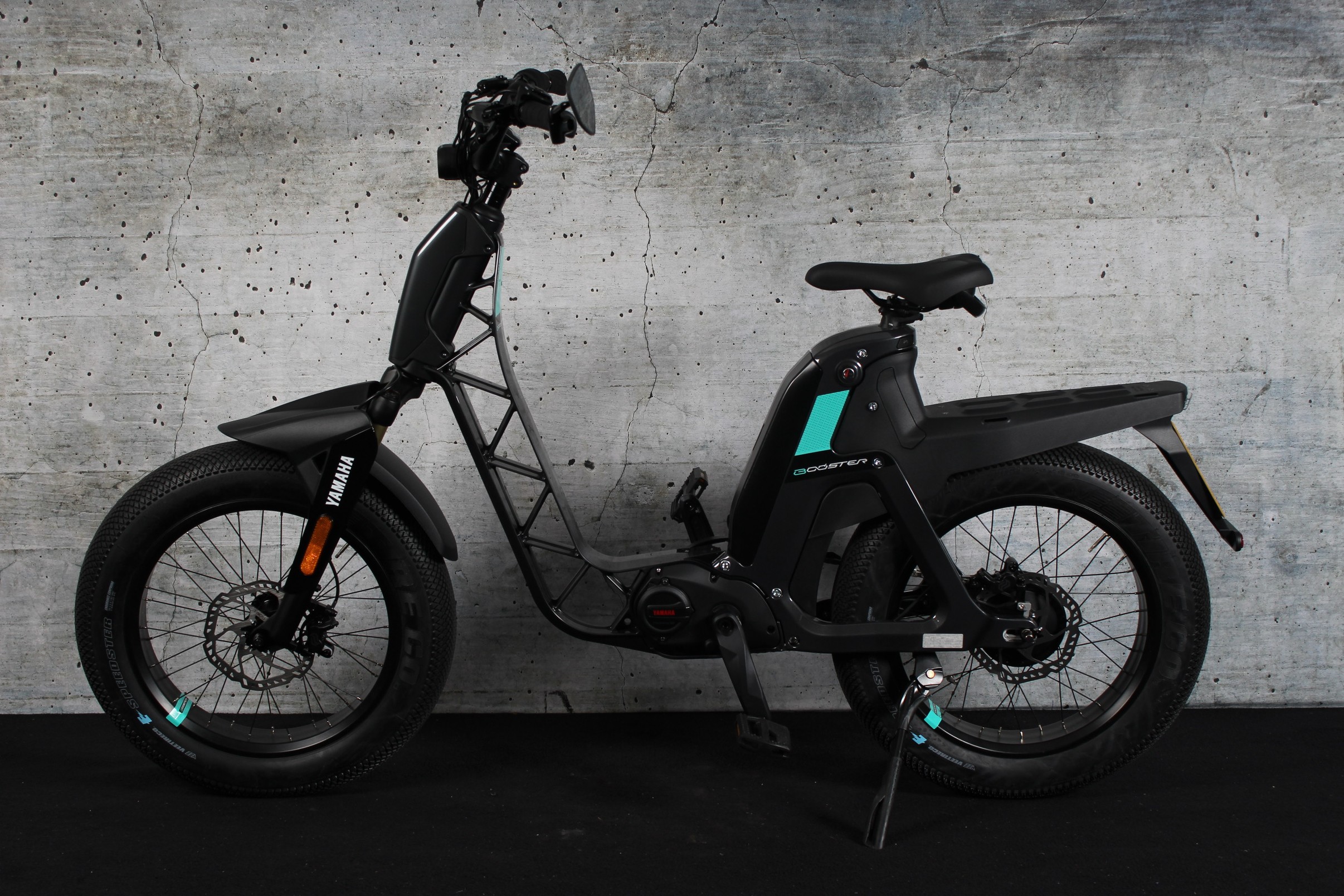 YAMAHA BOOSTER