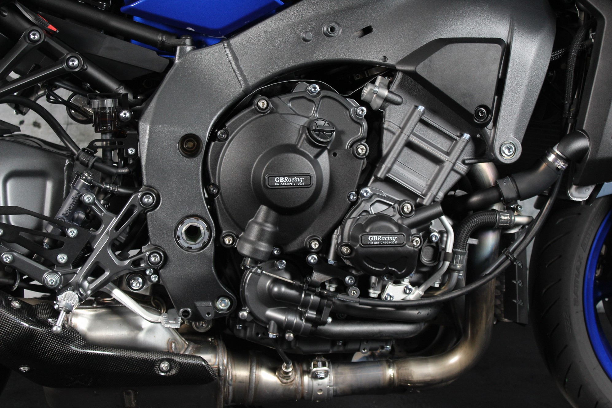 YAMAHA MT 10 ABS Akrapovic