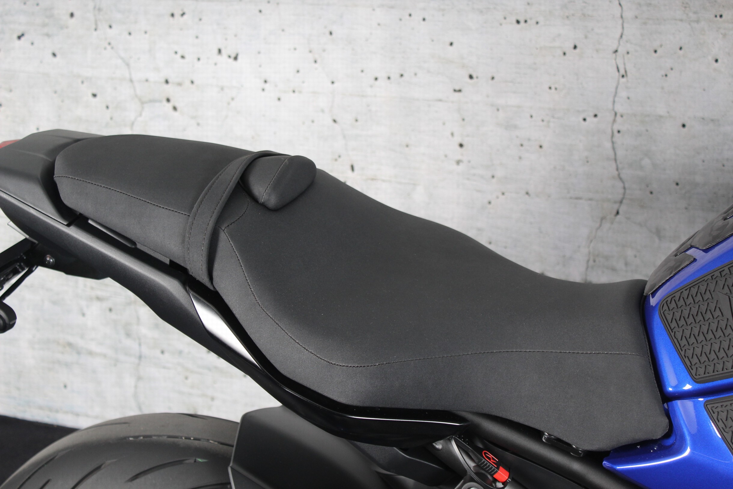 YAMAHA MT 10 ABS Akrapovic