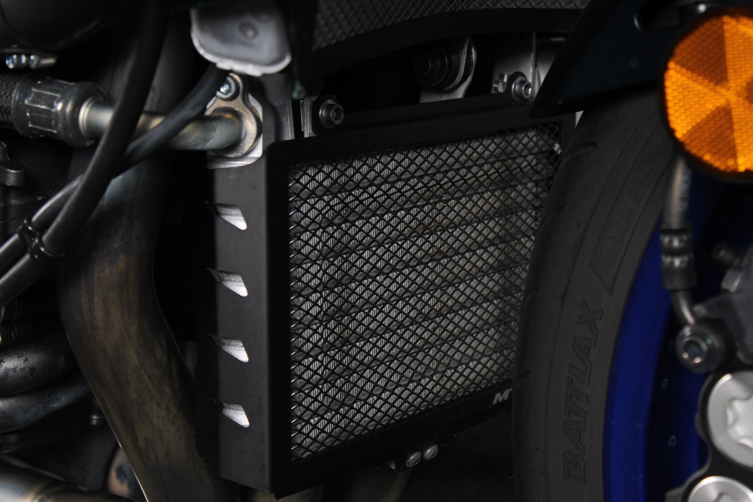 YAMAHA MT 10 ABS Akrapovic
