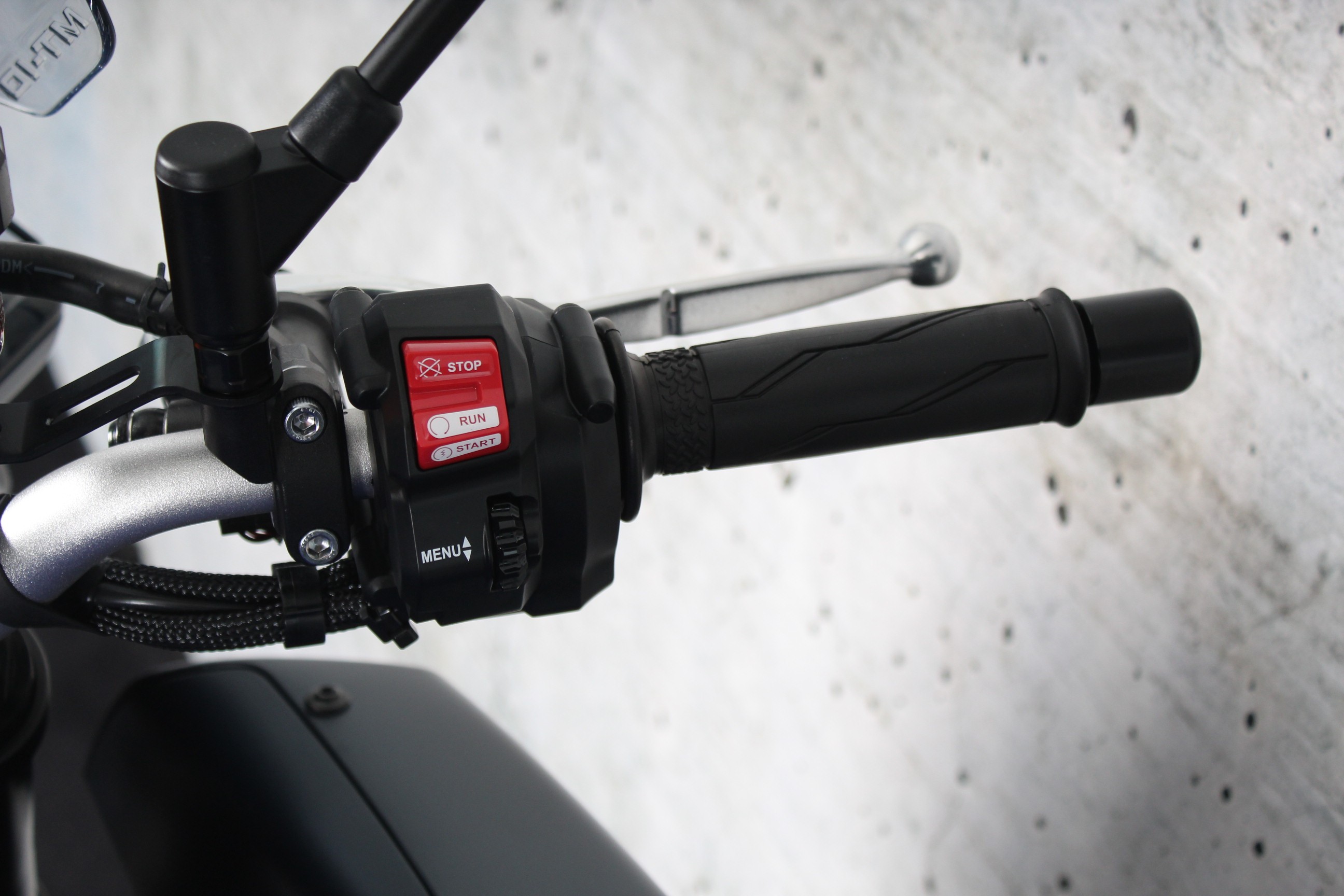 YAMAHA MT 10 ABS Akrapovic