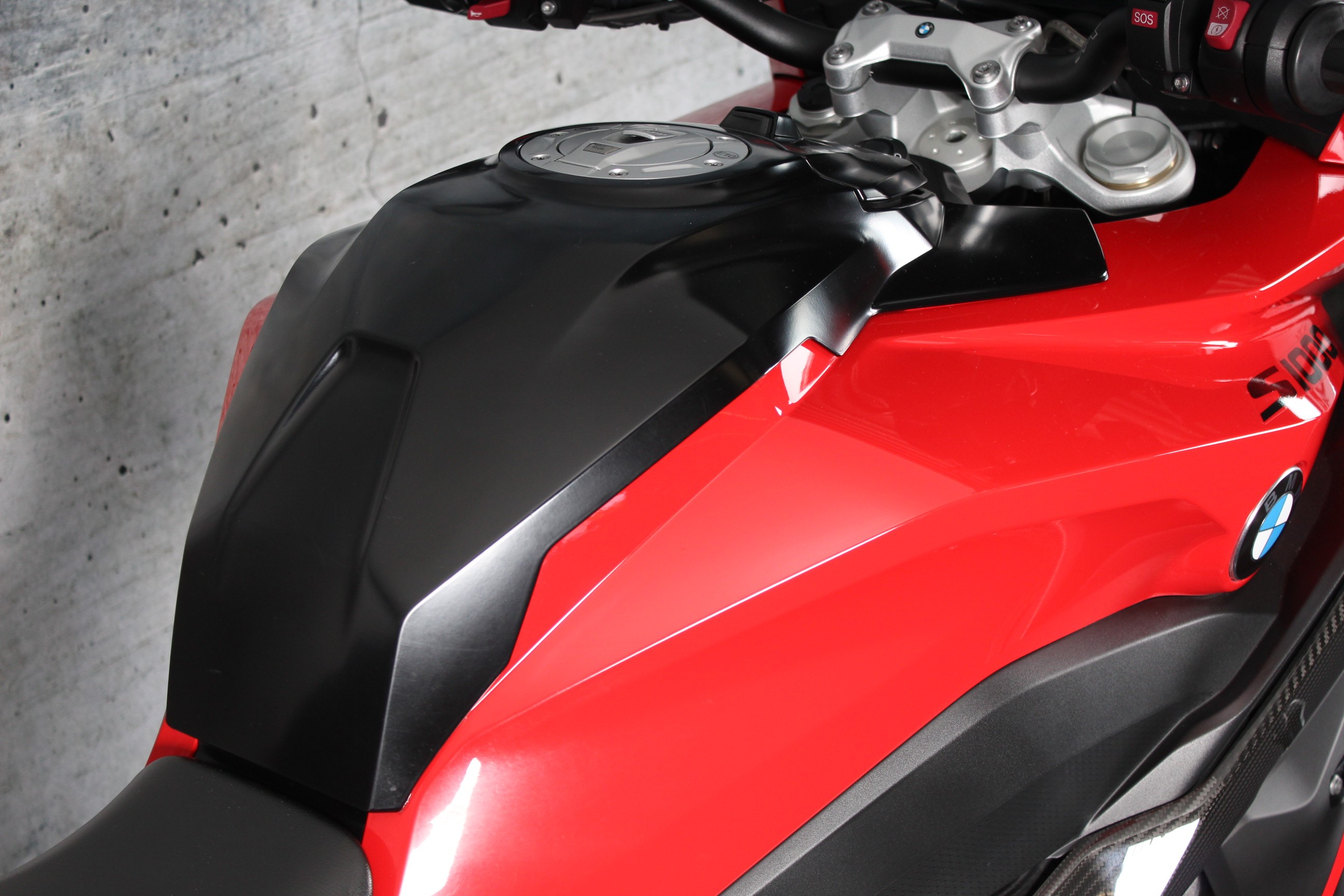 BMW S 1000 XR