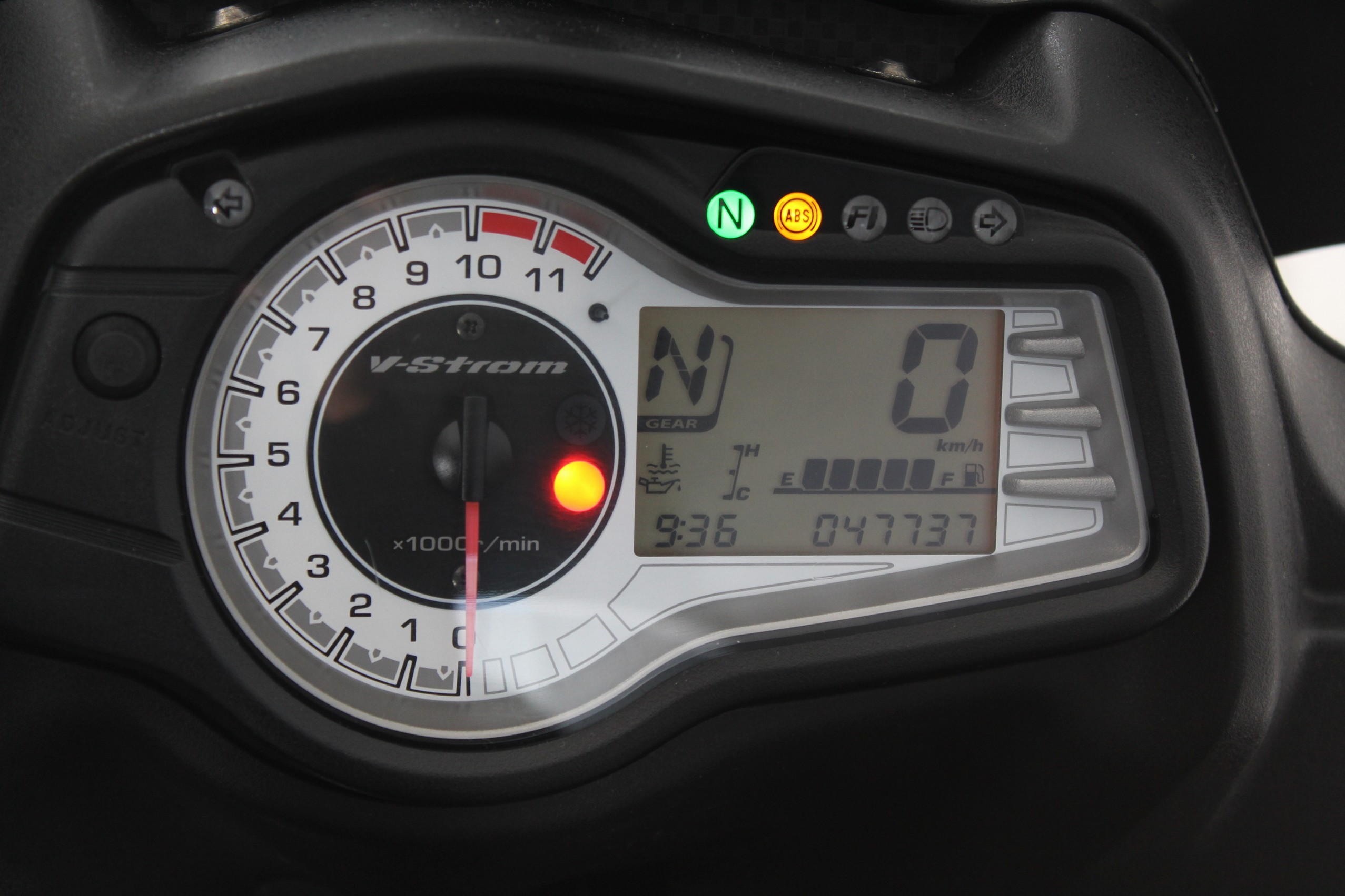 SUZUKI V-Strom DL 650 XTA