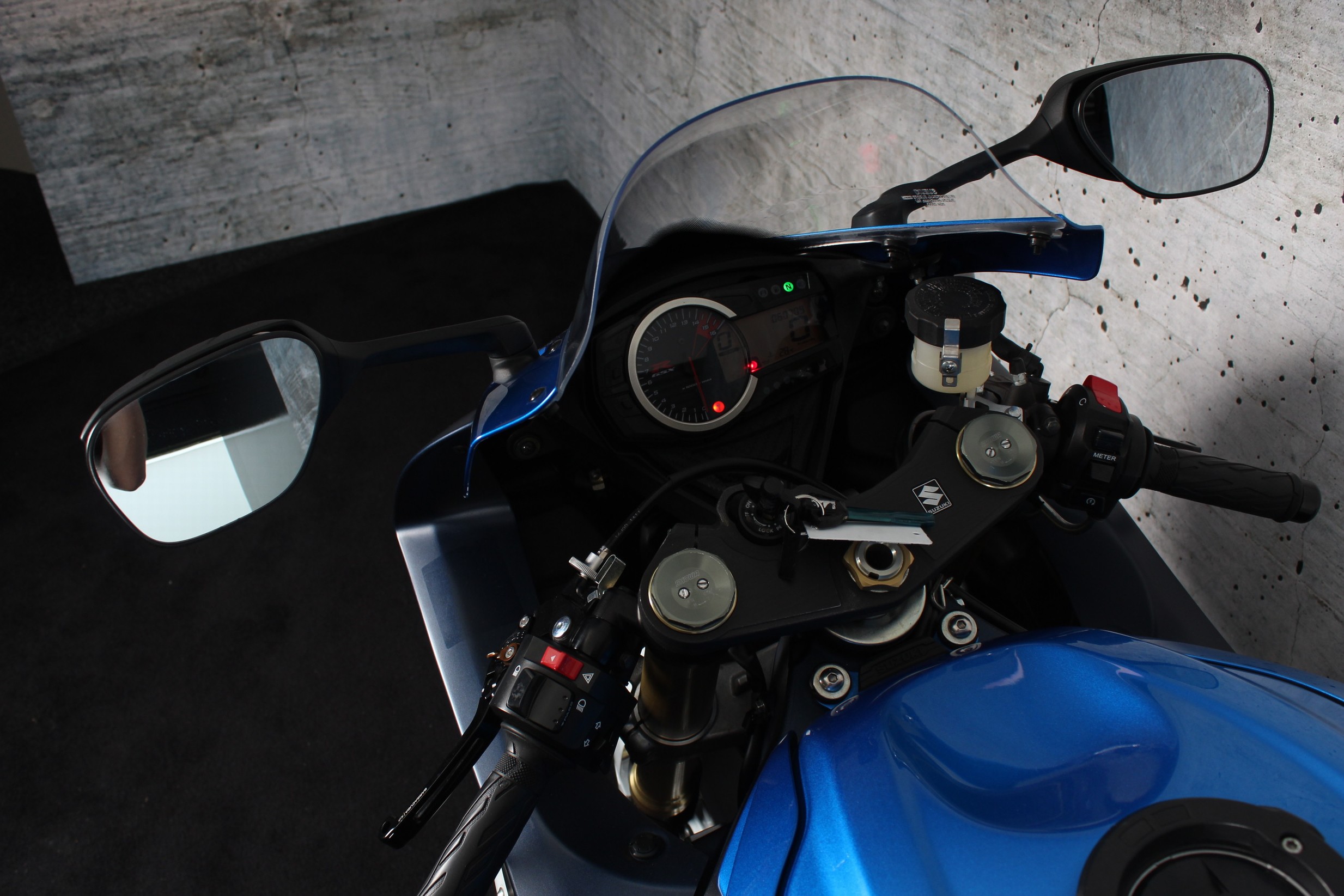 SUZUKI GSX R 750 Arrow - Hyperpro