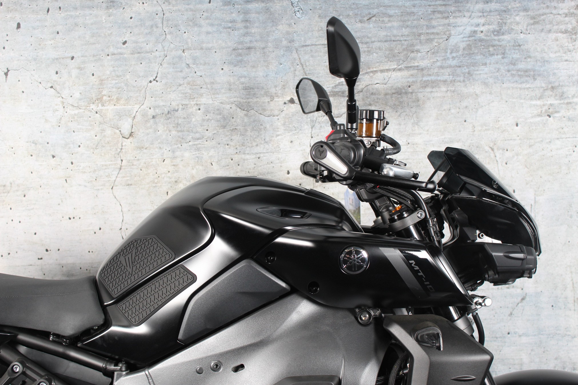 YAMAHA MT 10 ABS