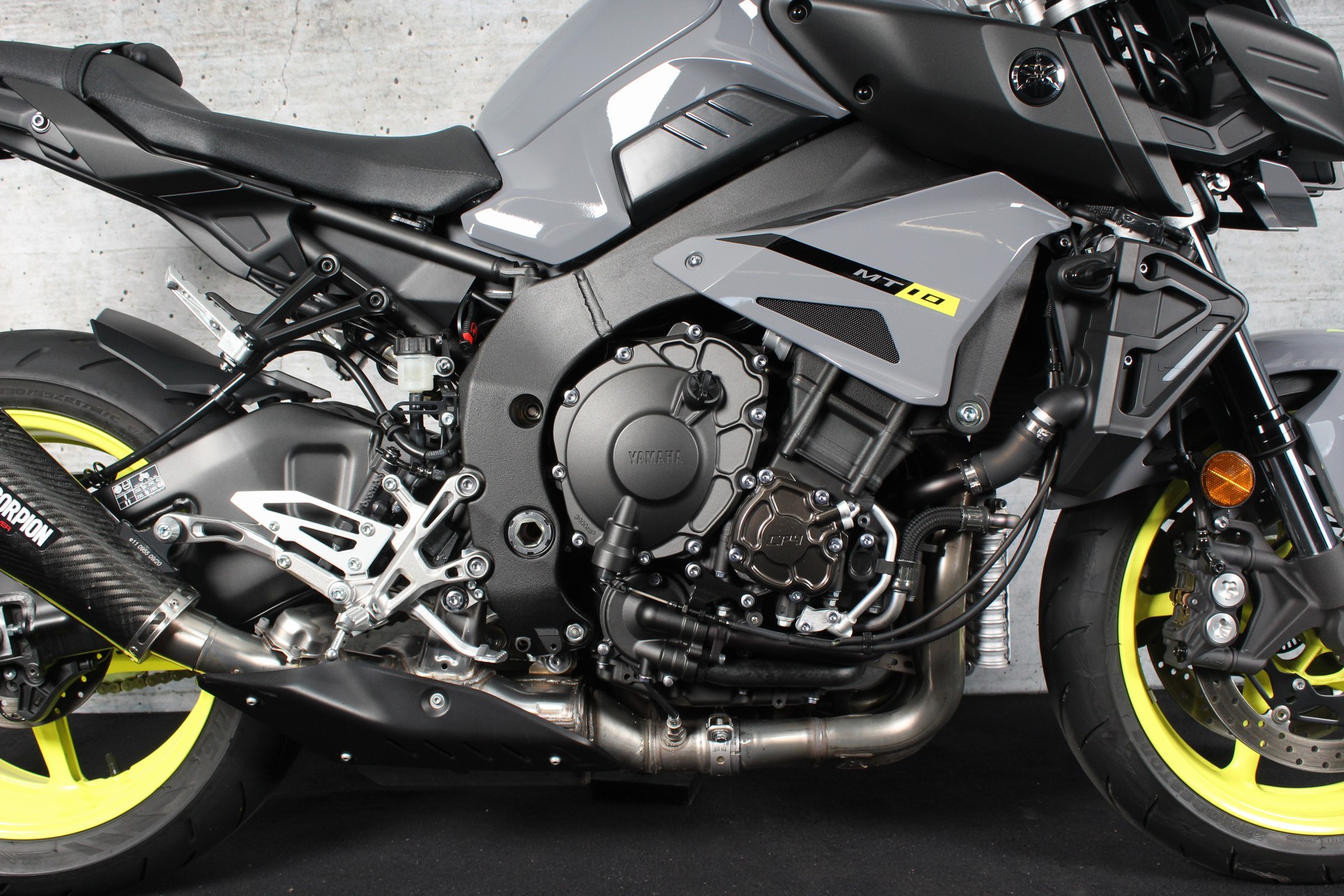 YAMAHA MT 10 ABS