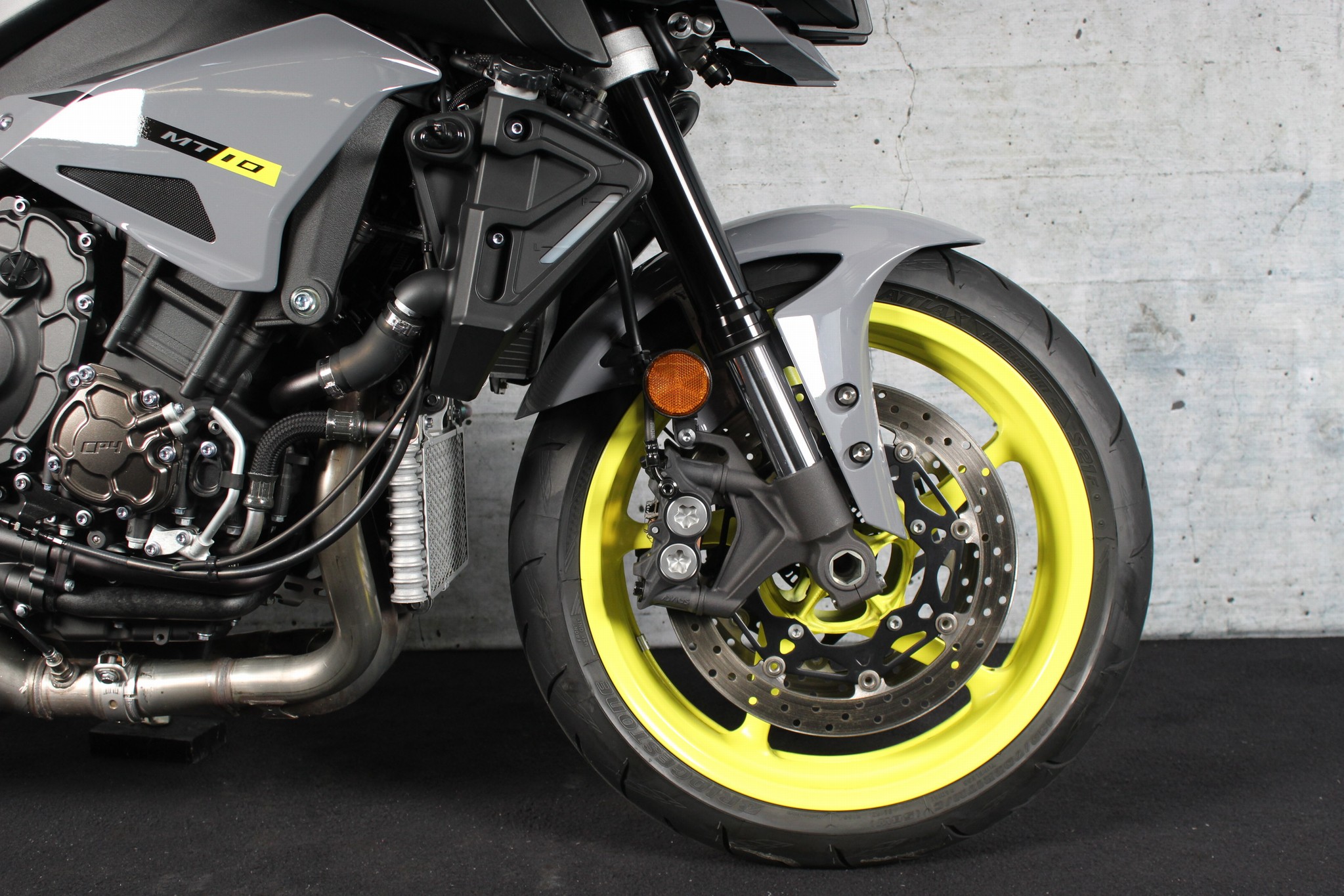 YAMAHA MT 10 ABS