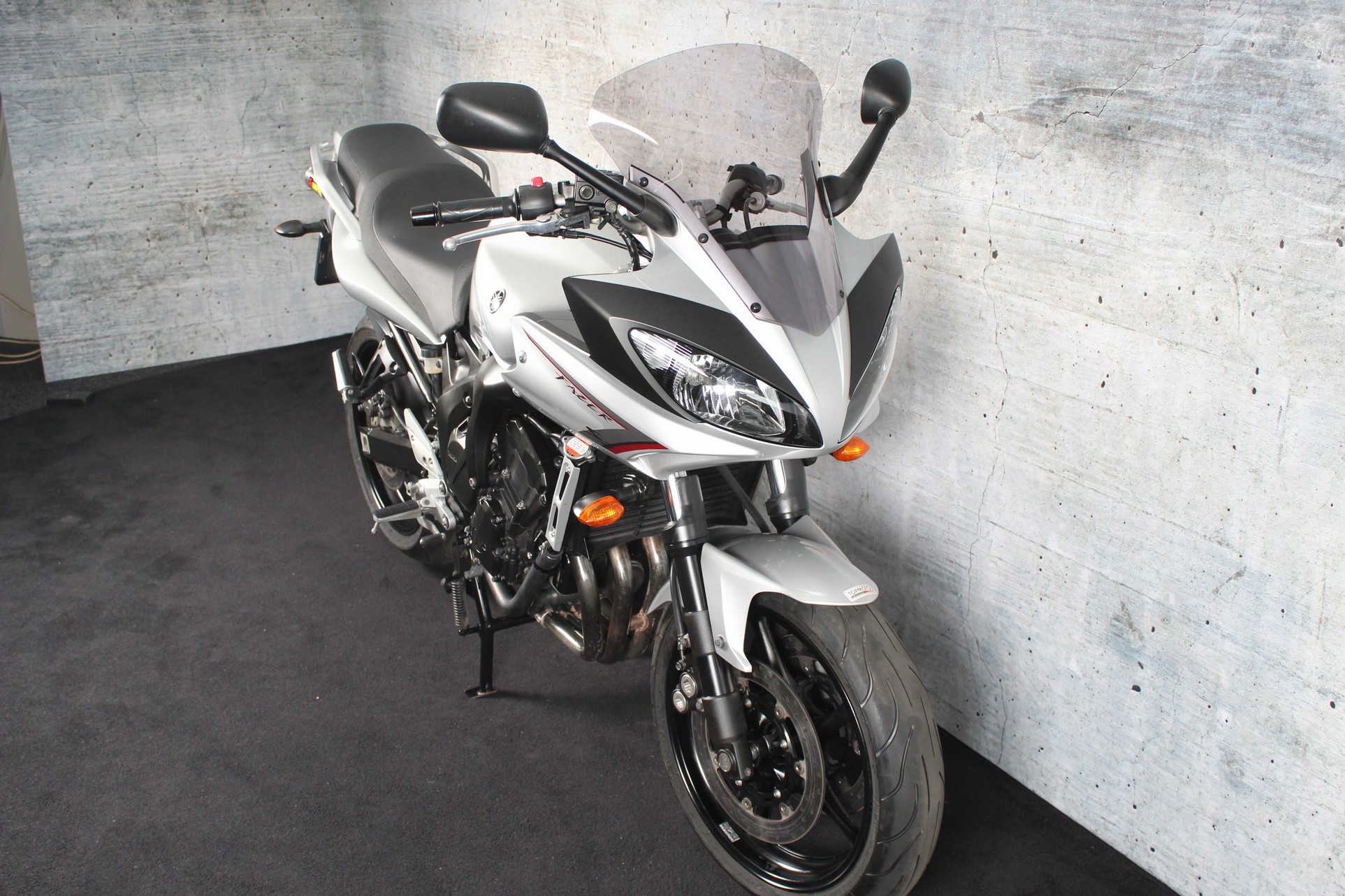 YAMAHA FZ 6 Fazer S2