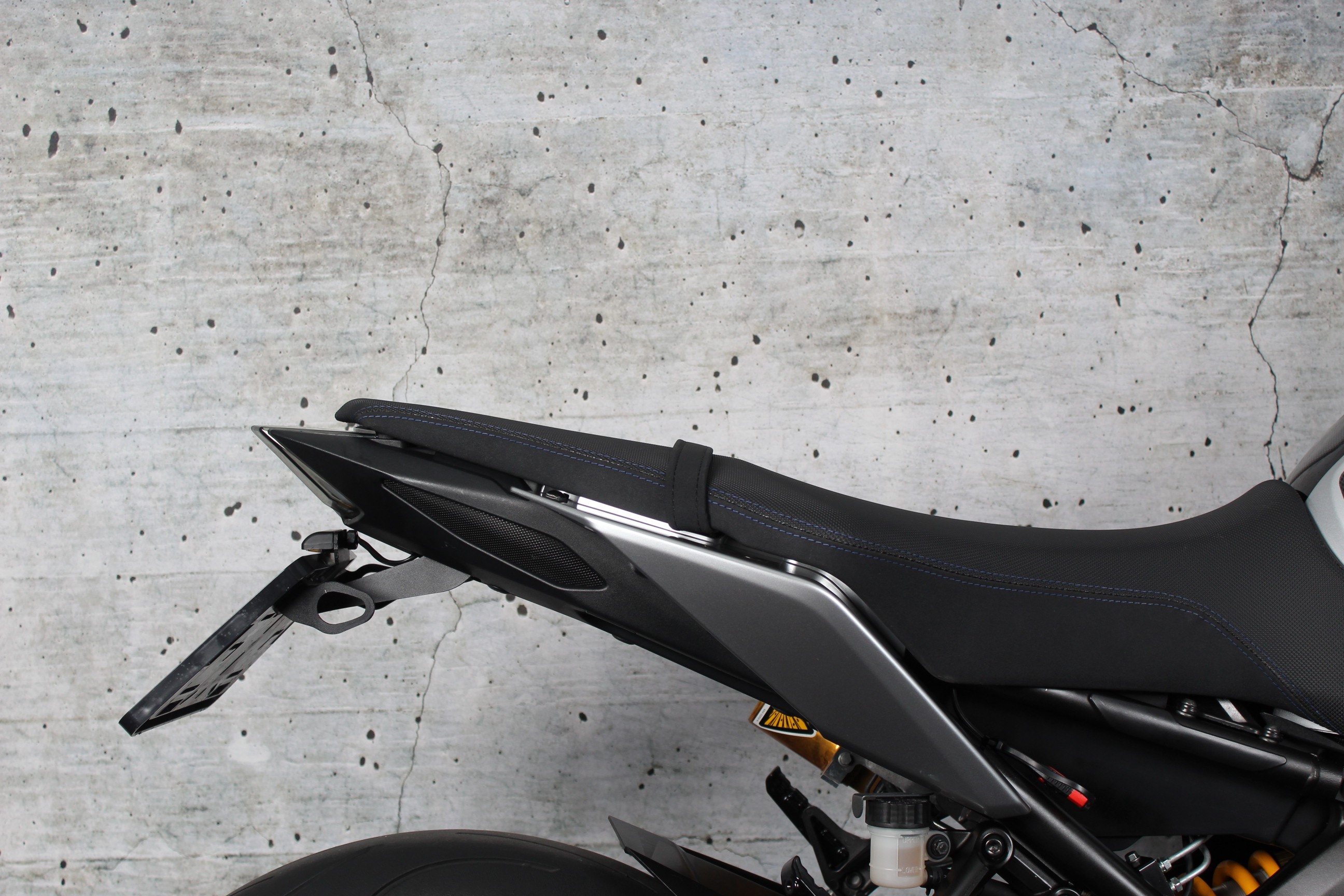 YAMAHA MT 09 SP ABS Akrapovic - rem-