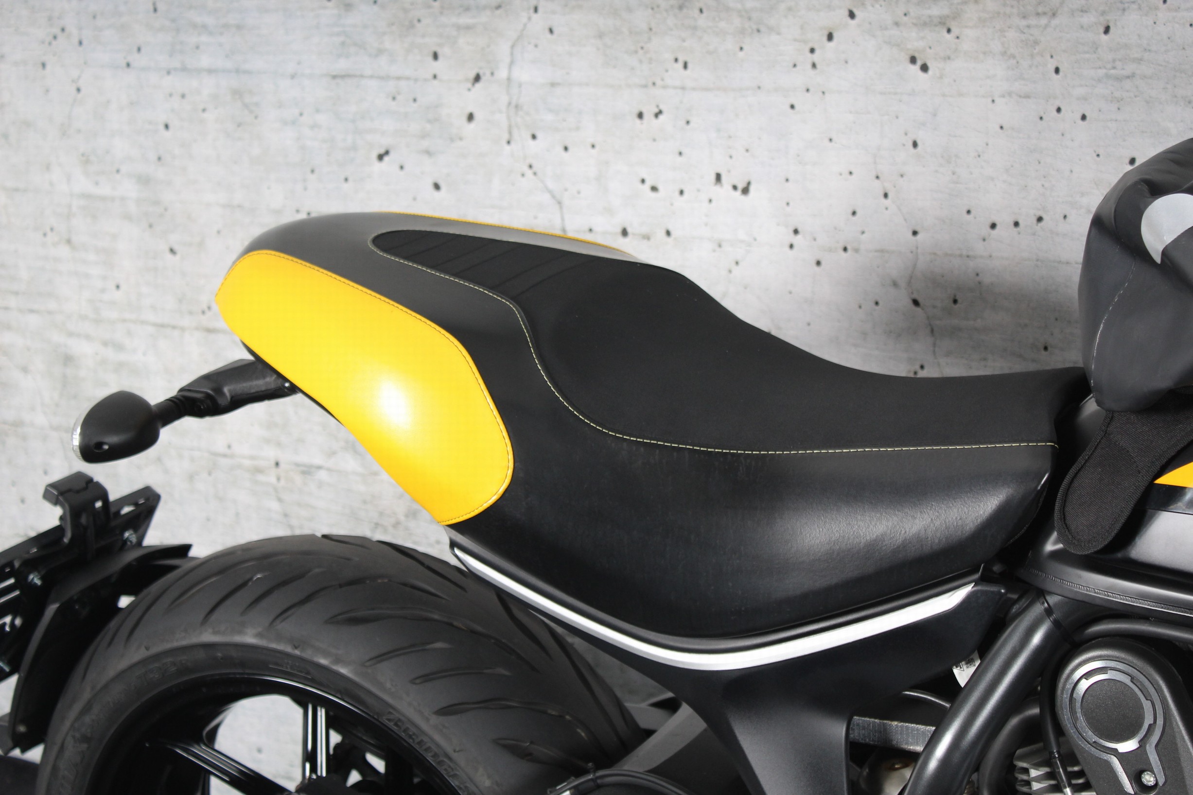 DUCATI Scrambler Full Throttle Termig