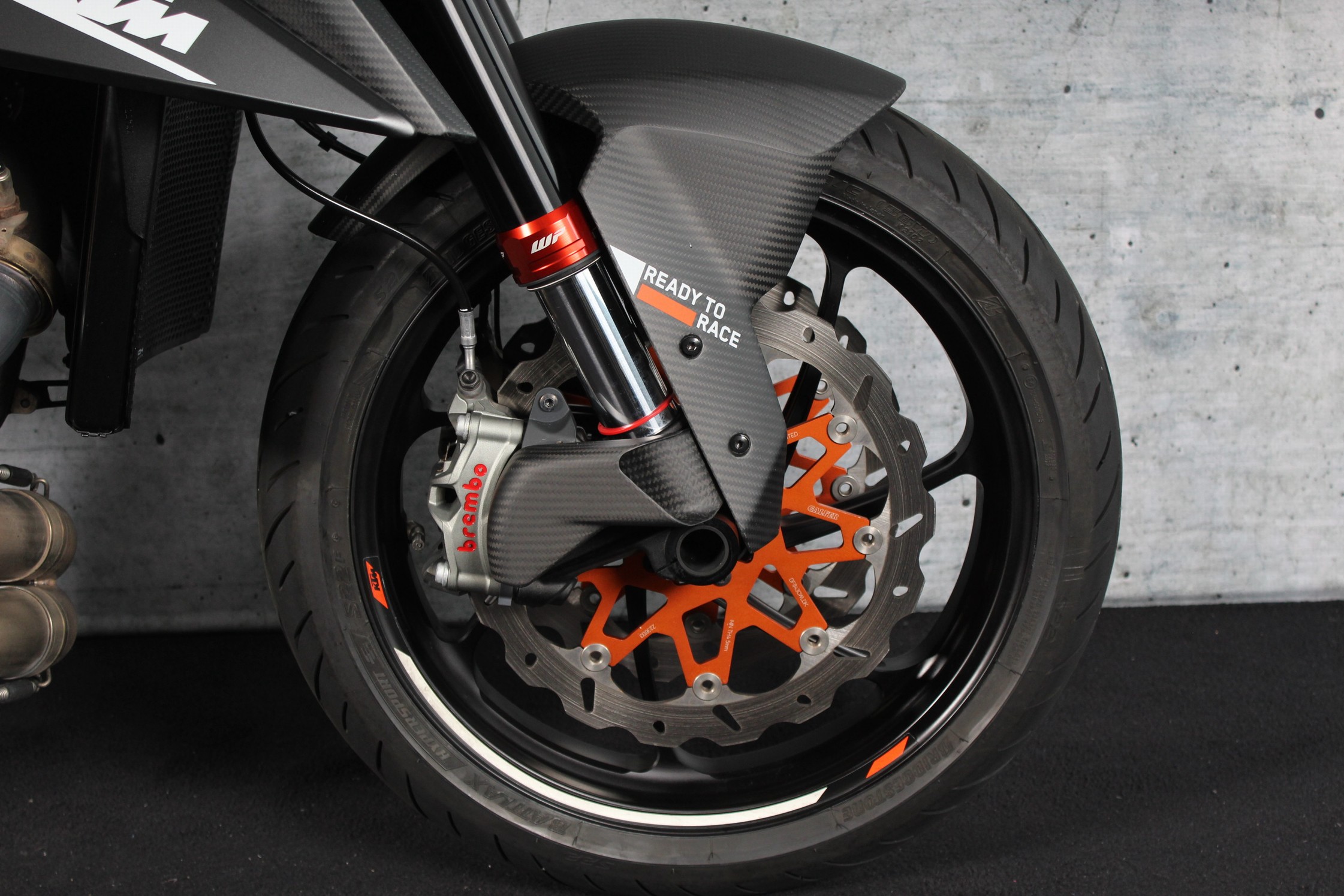 KTM 1290 Super Duke RR Full Akrapo