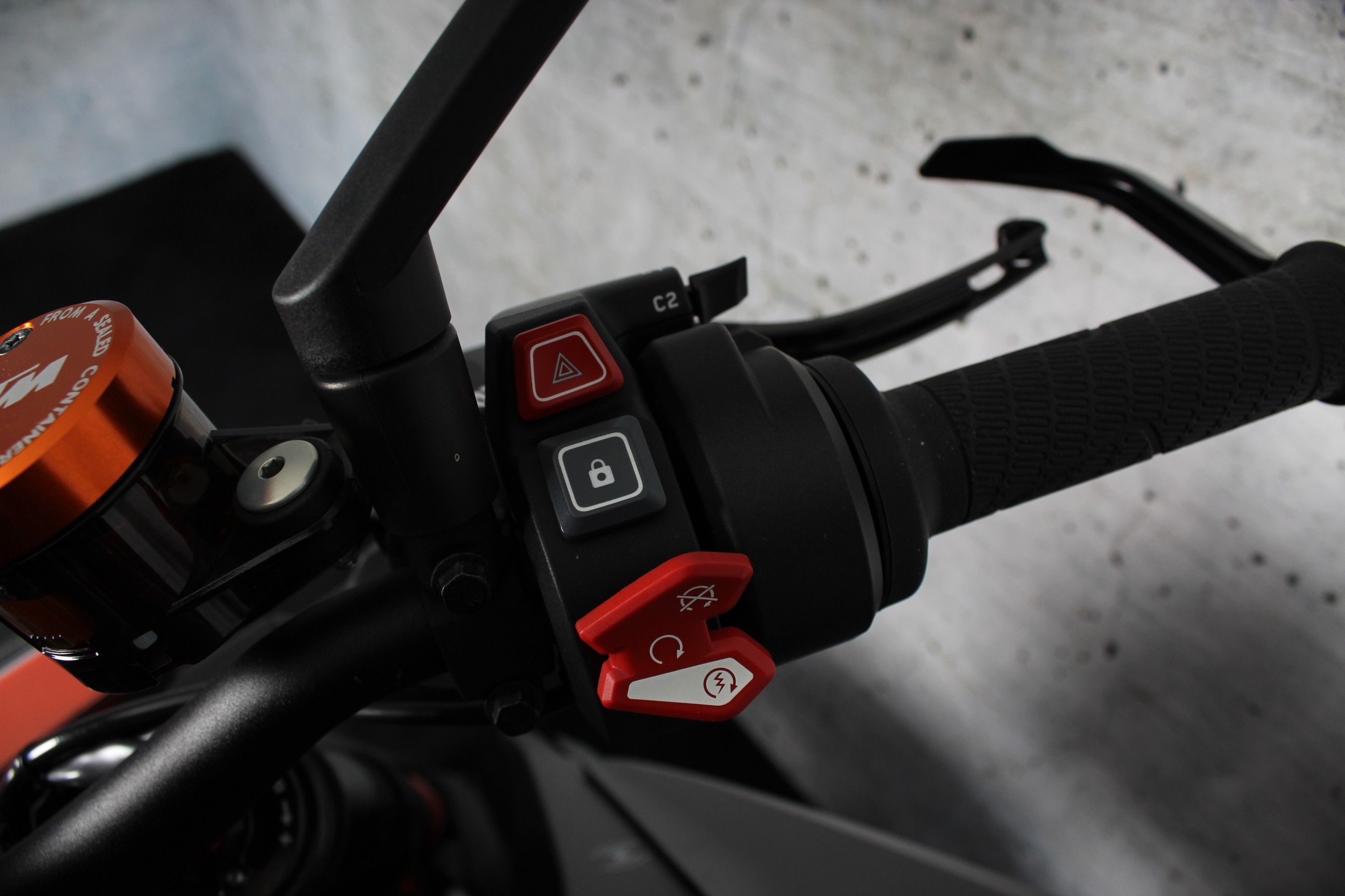 KTM 1290 Super Duke RR Full Akrapo