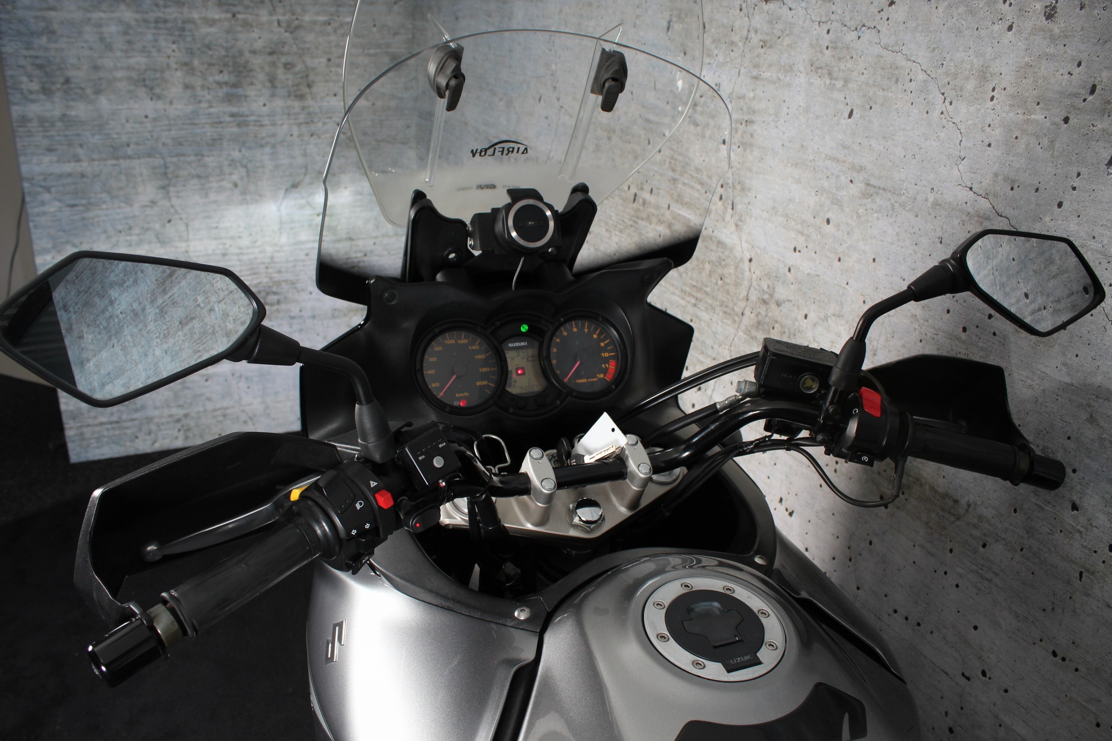 SUZUKI V-Strom DL 650 ABS