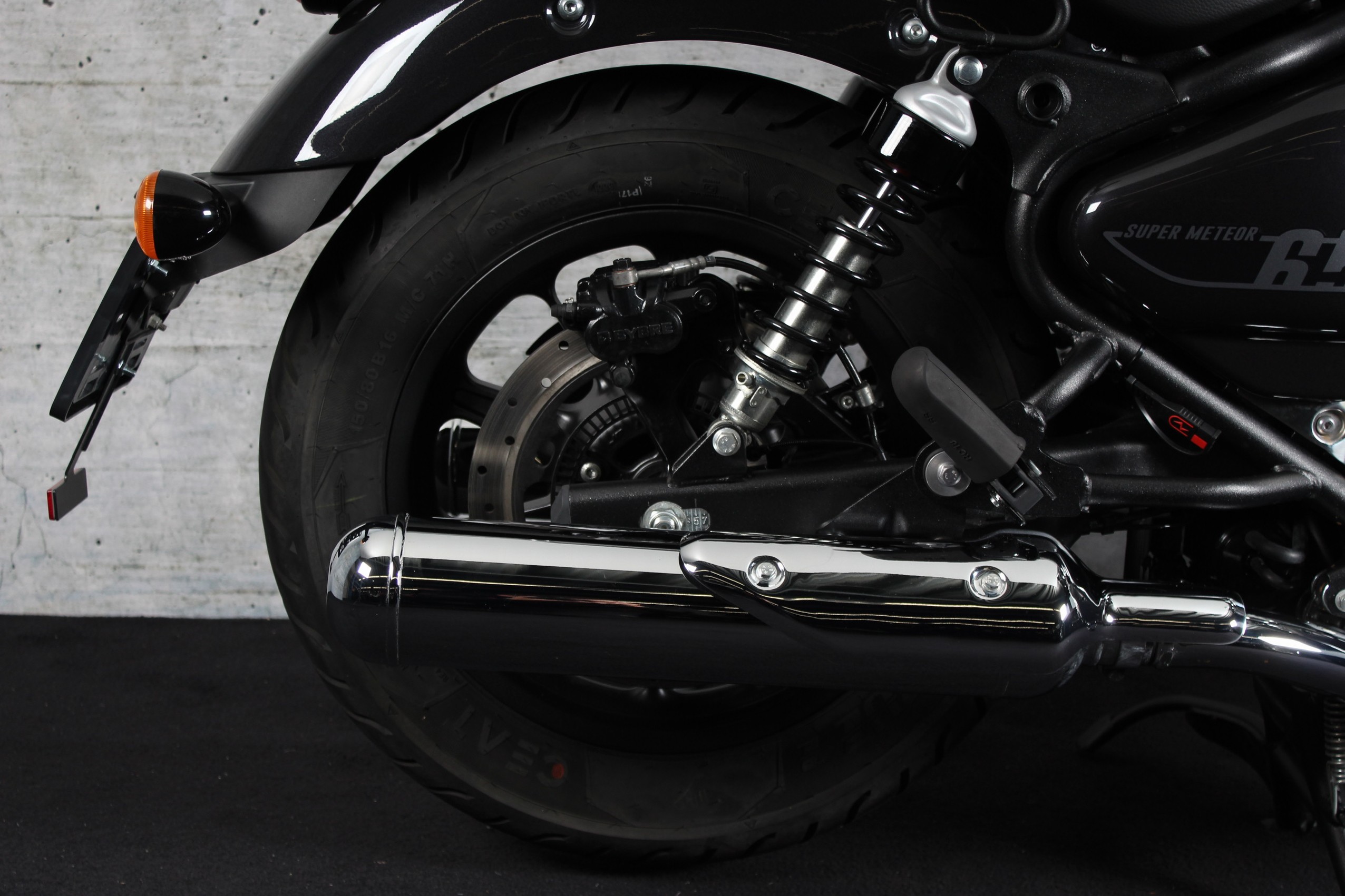 ROYAL-ENFIELD Super Meteor 650