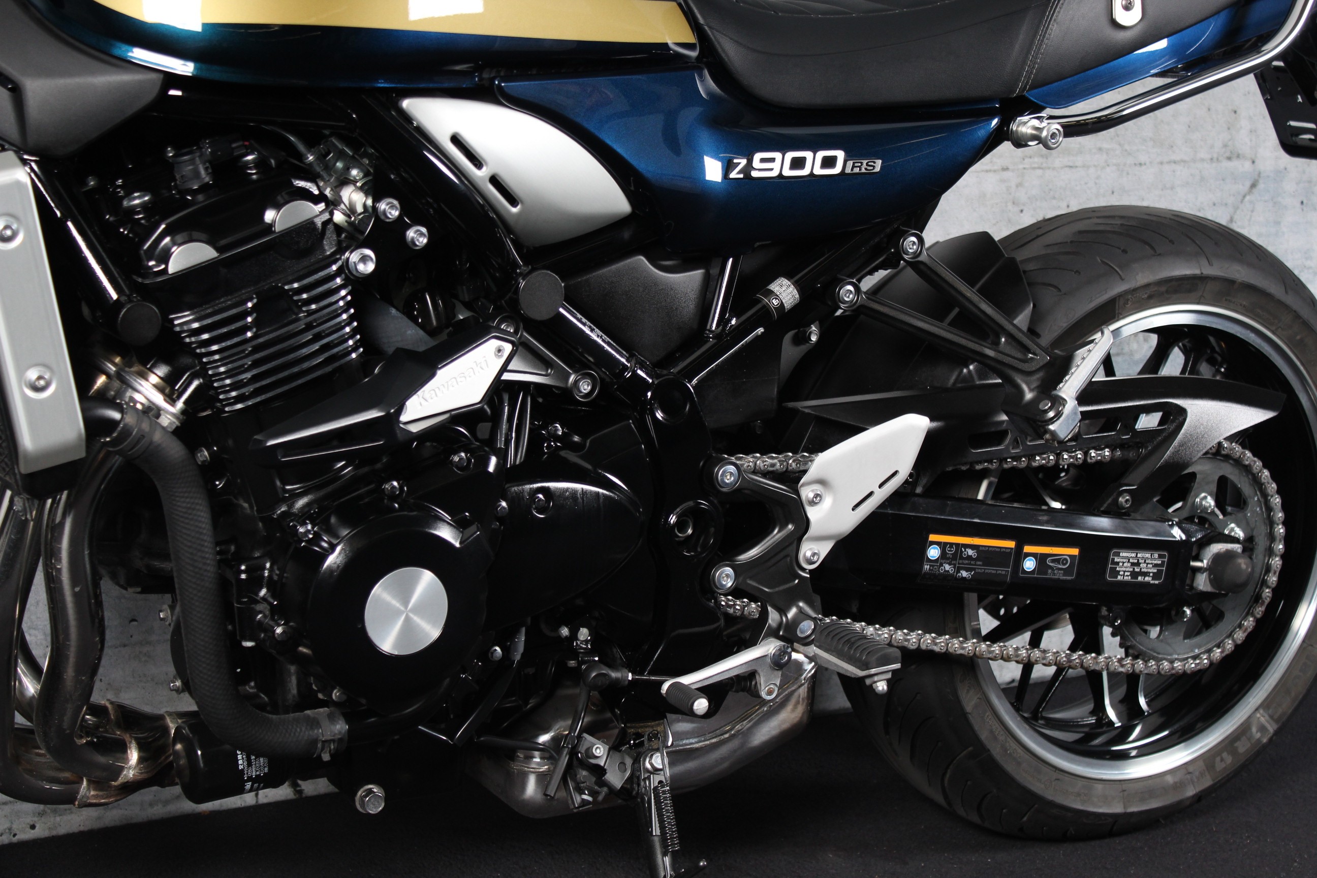 KAWASAKI Z 900 RS