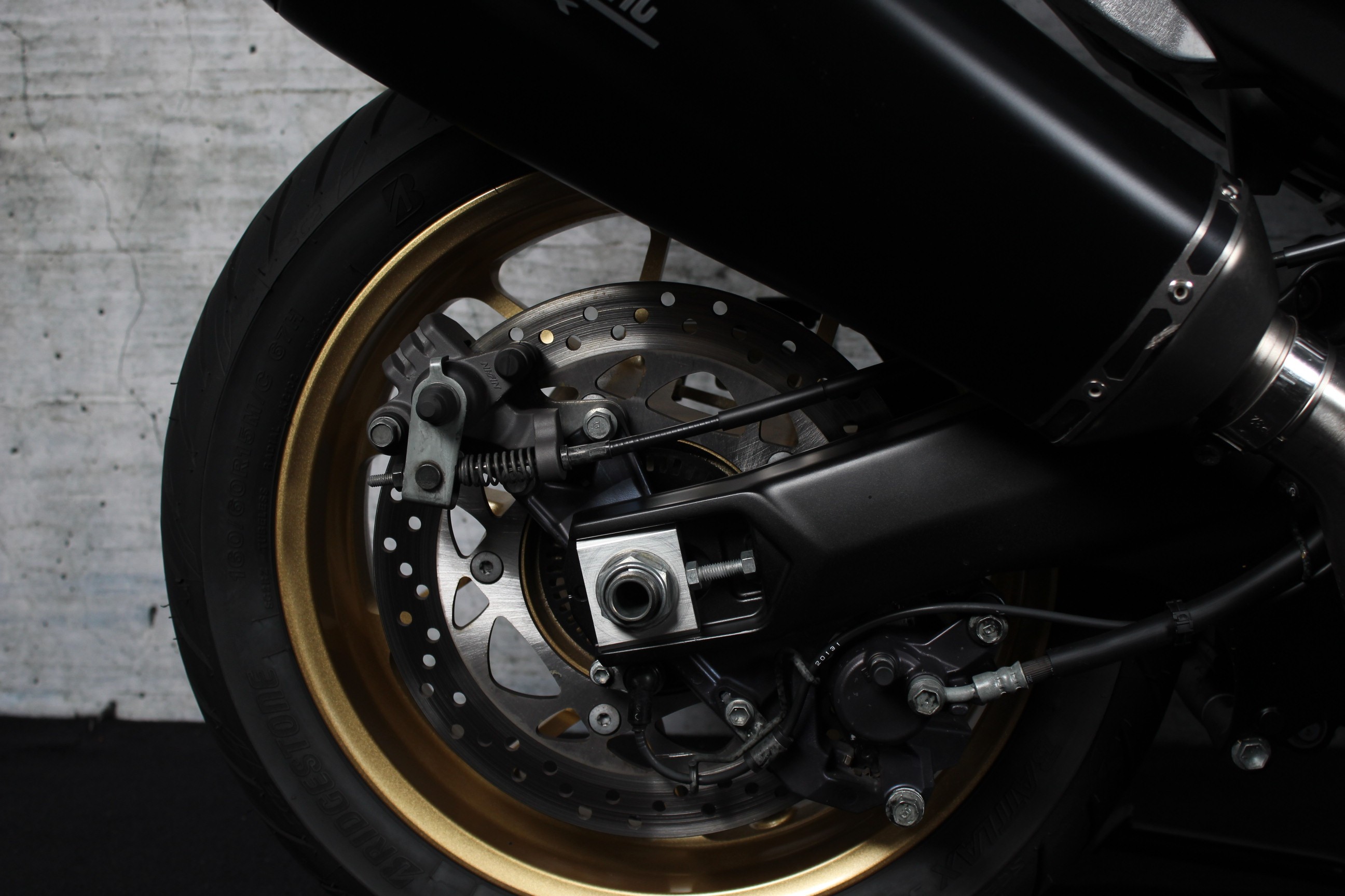 YAMAHA TMax 560 ABS Tech Max Akrapovi