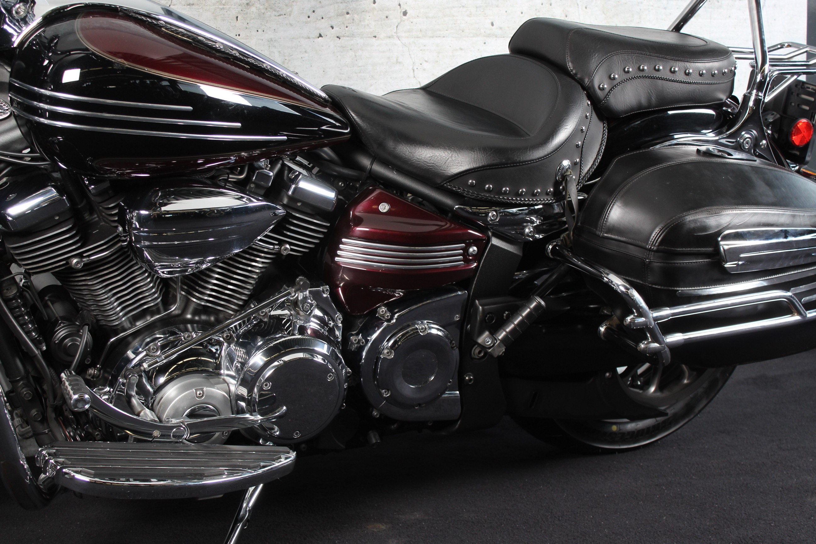 YAMAHA XV 1900 A Midnight Star FL