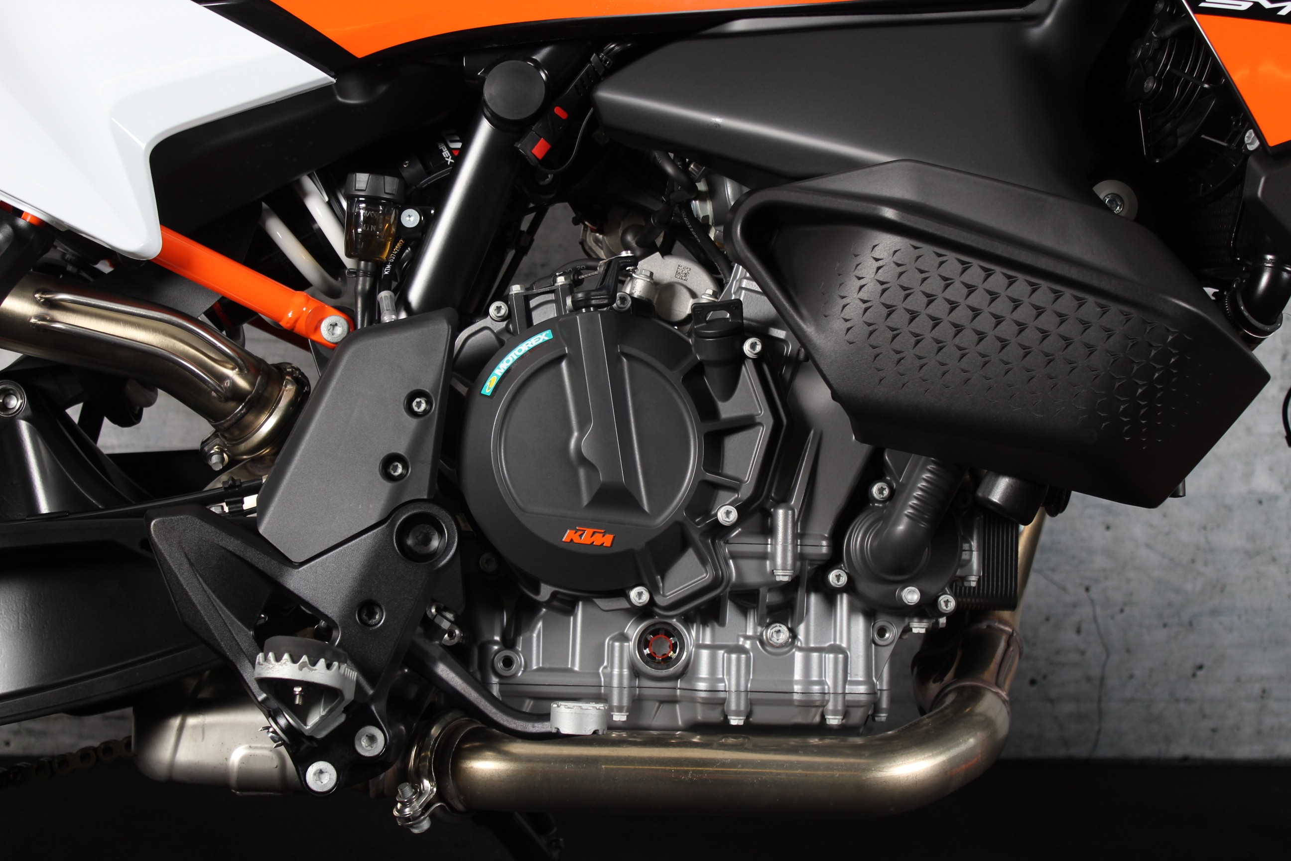 KTM 890 SMT