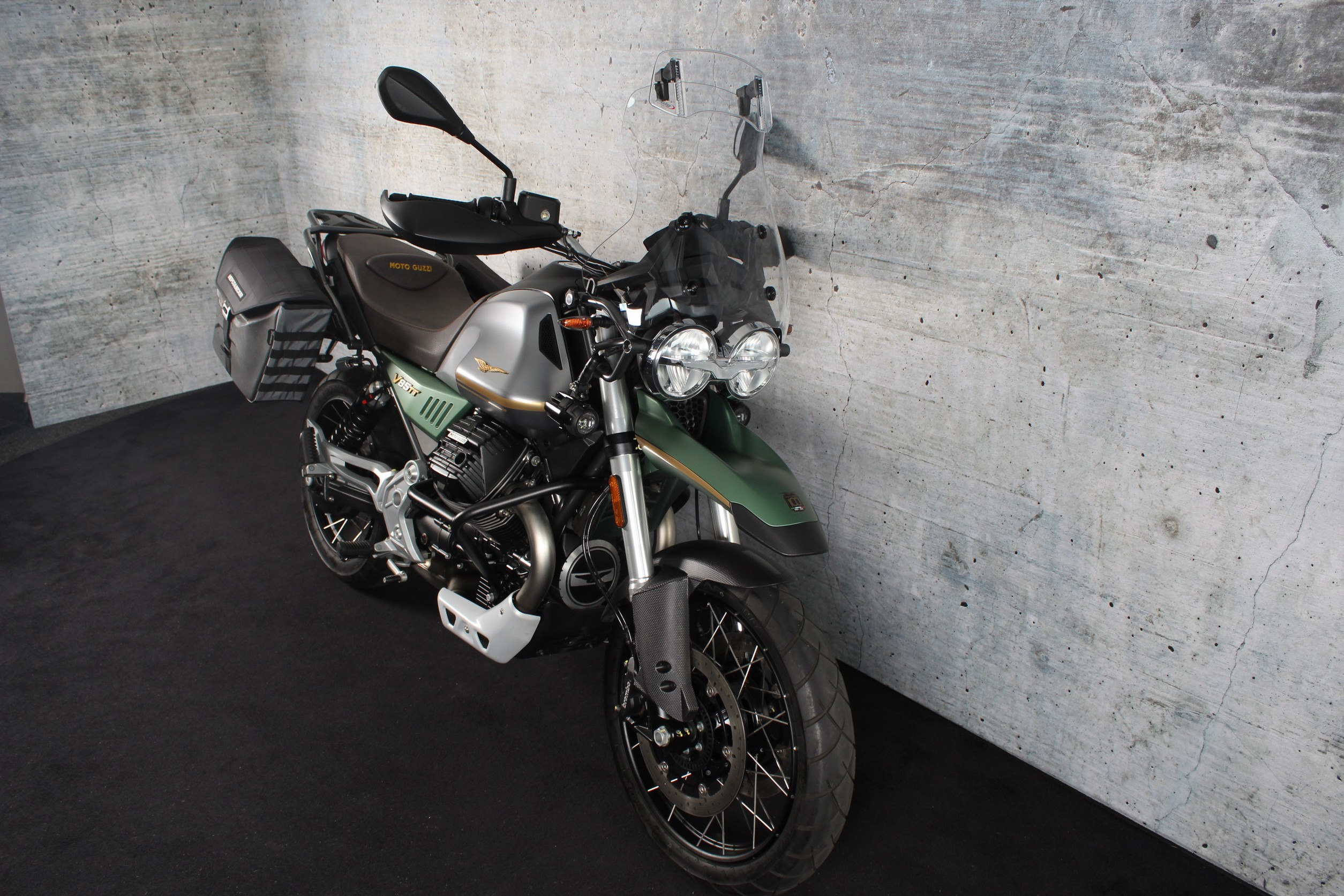 MOTO GUZZI V85 TT Centenario