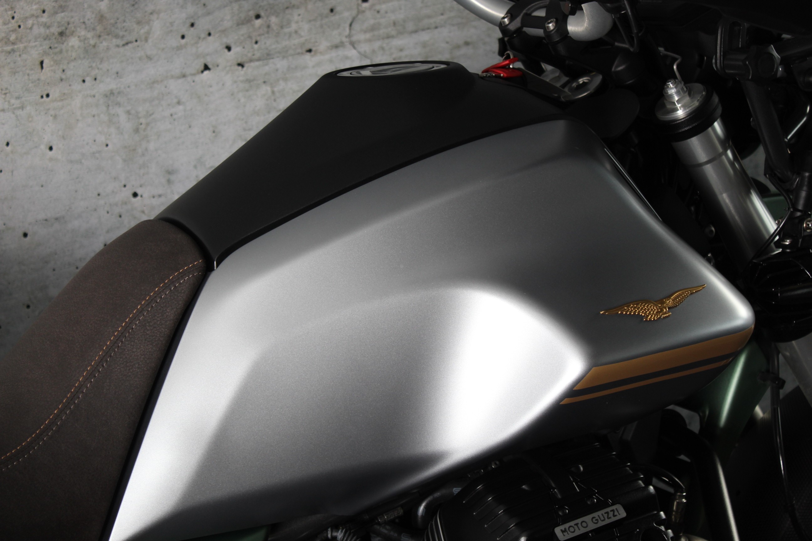 MOTO GUZZI V85 TT Centenario