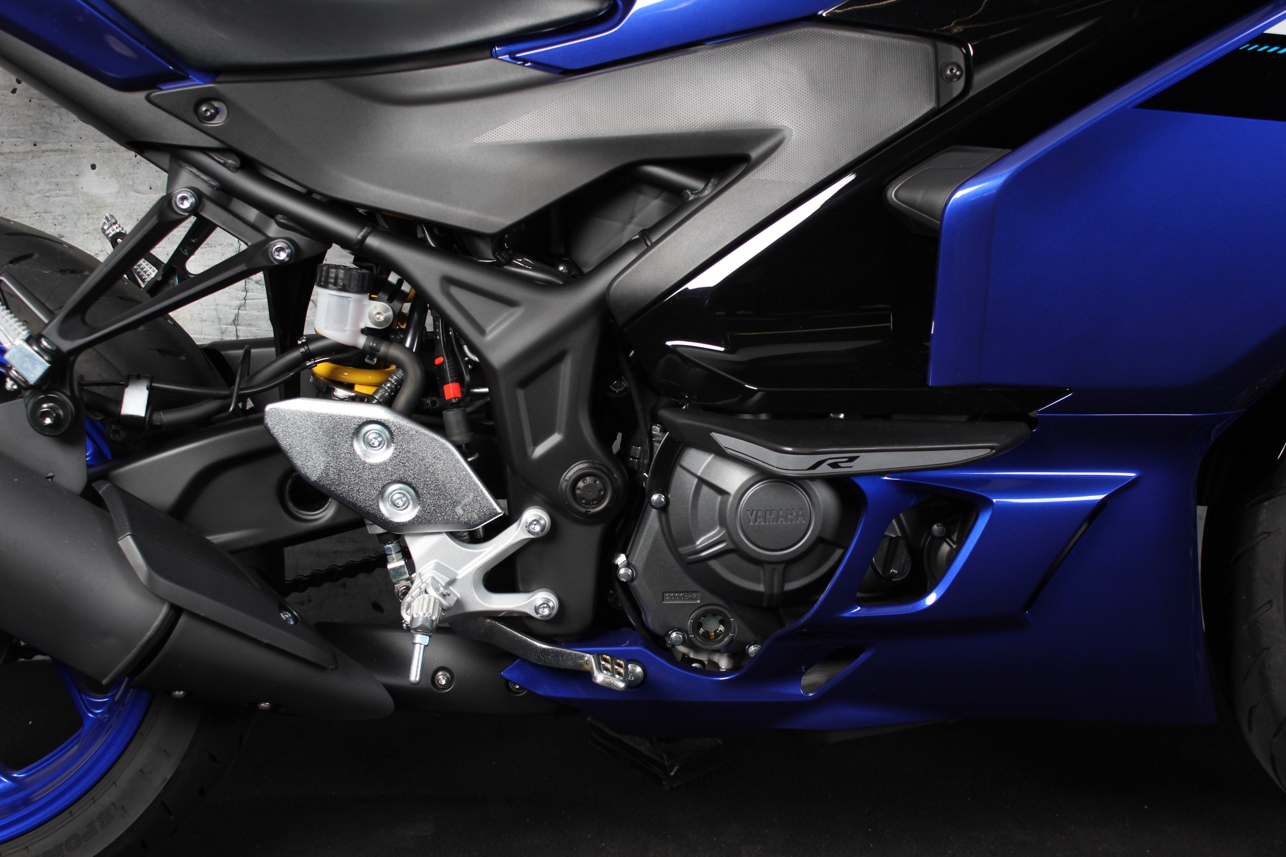 YAMAHA YZF R3