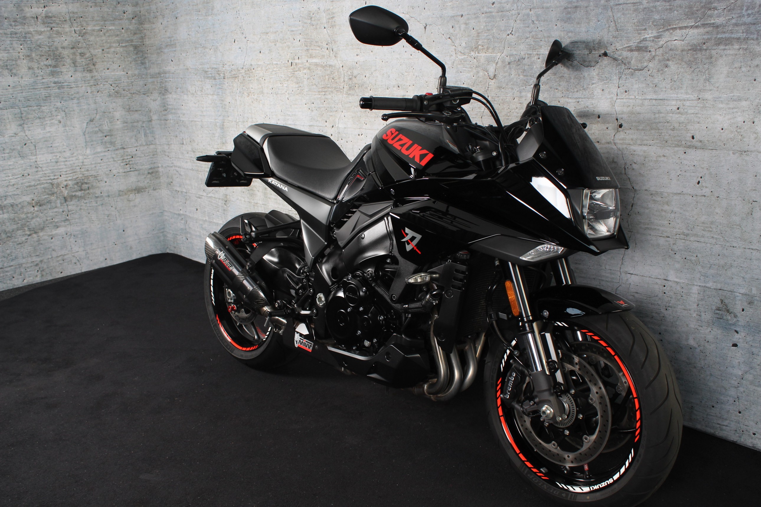 SUZUKI GSX-S 1000 Katana