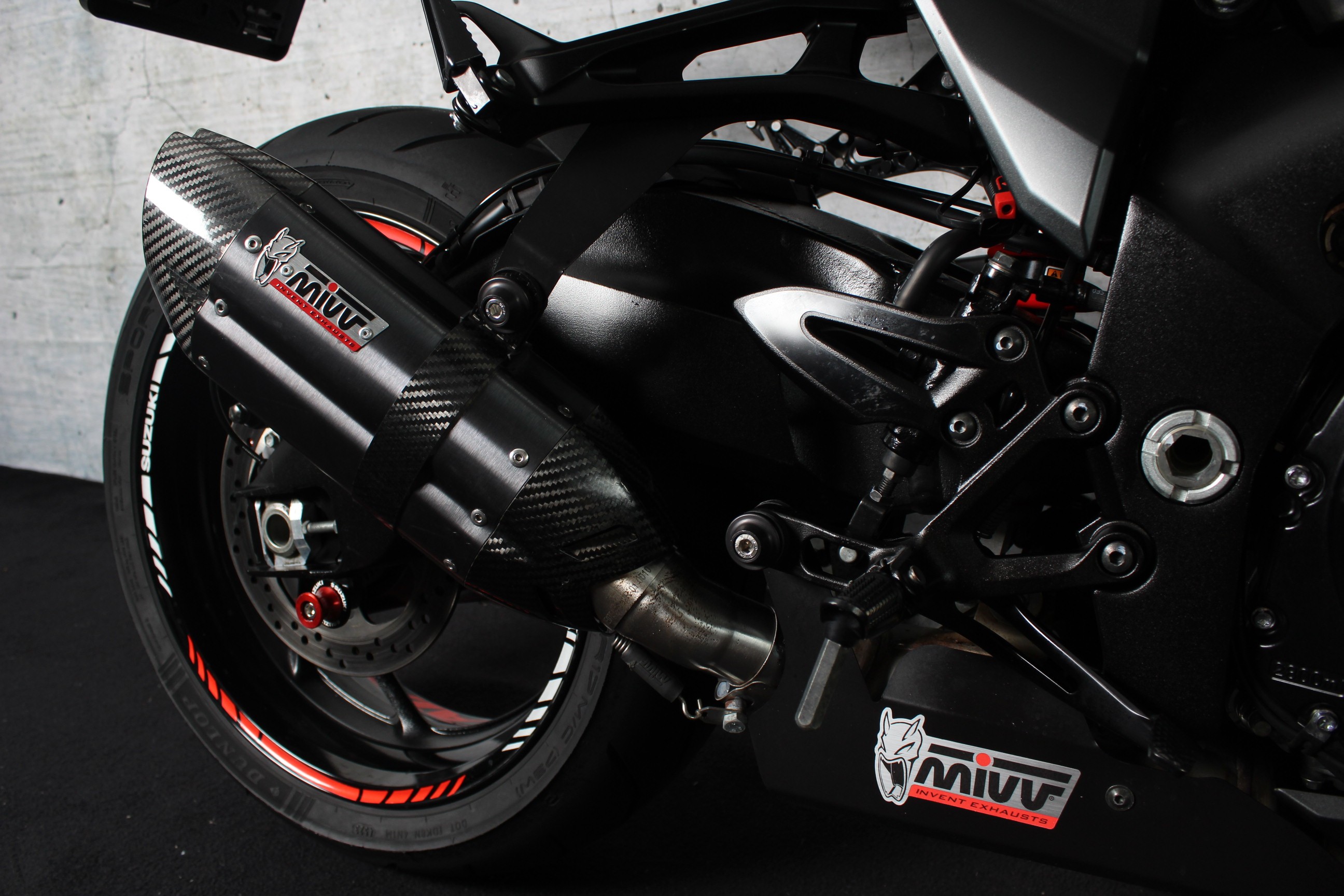 SUZUKI GSX-S 1000 Katana