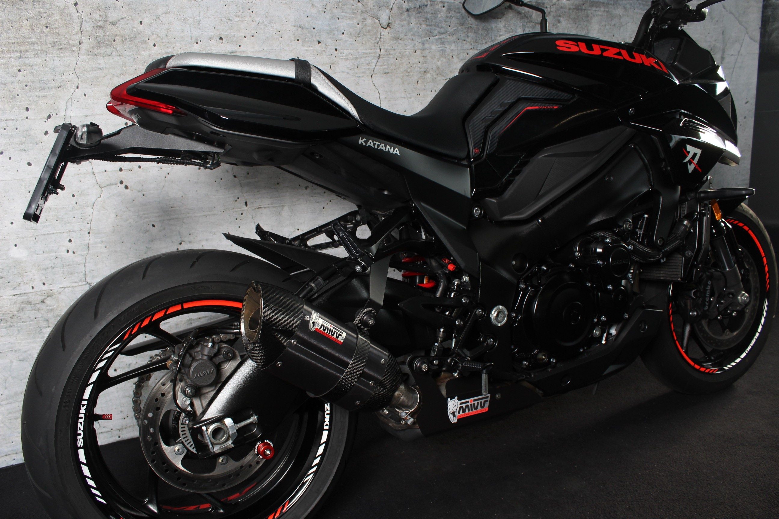 SUZUKI GSX-S 1000 Katana