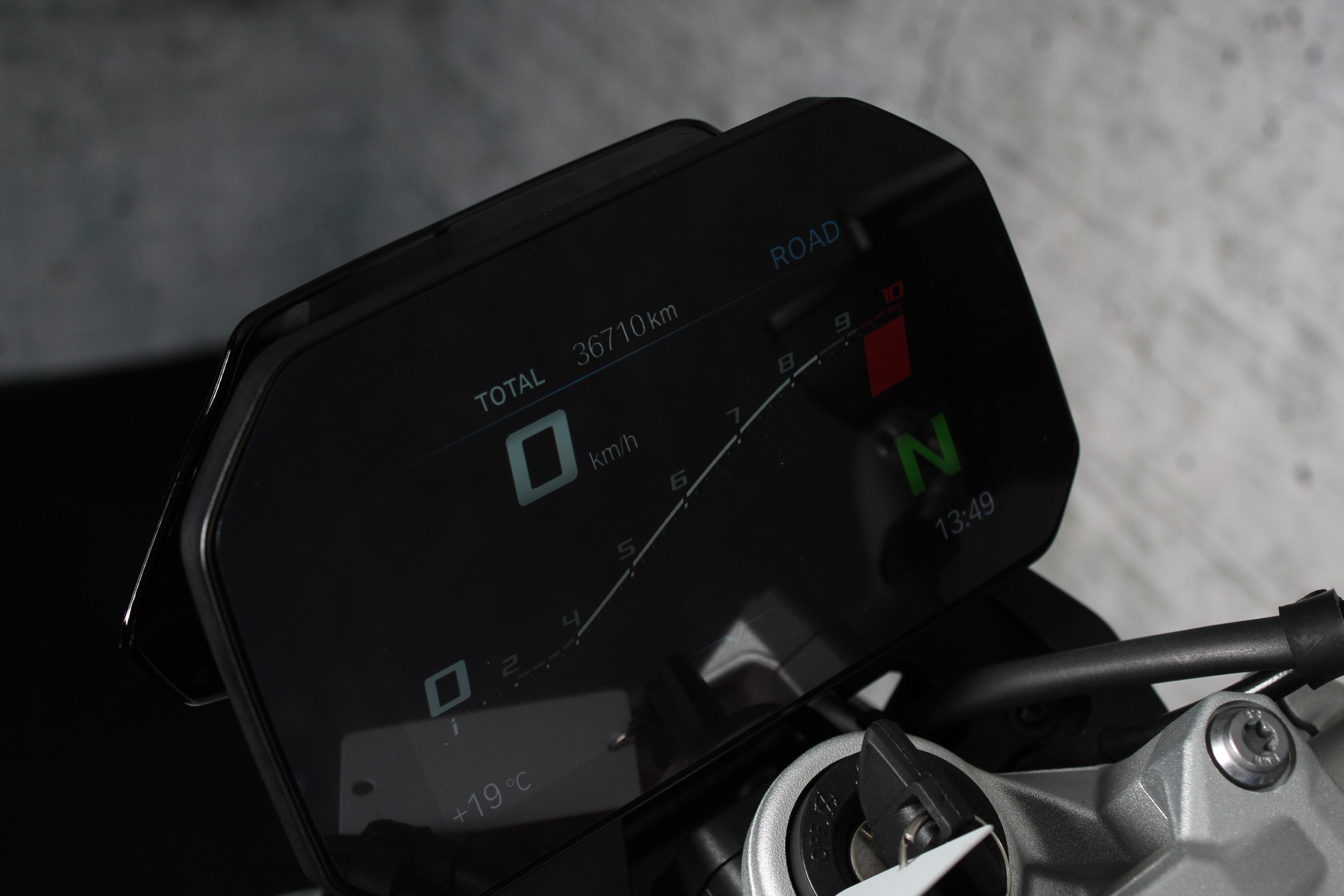 BMW F 900 R Akrapovic - Wilbers