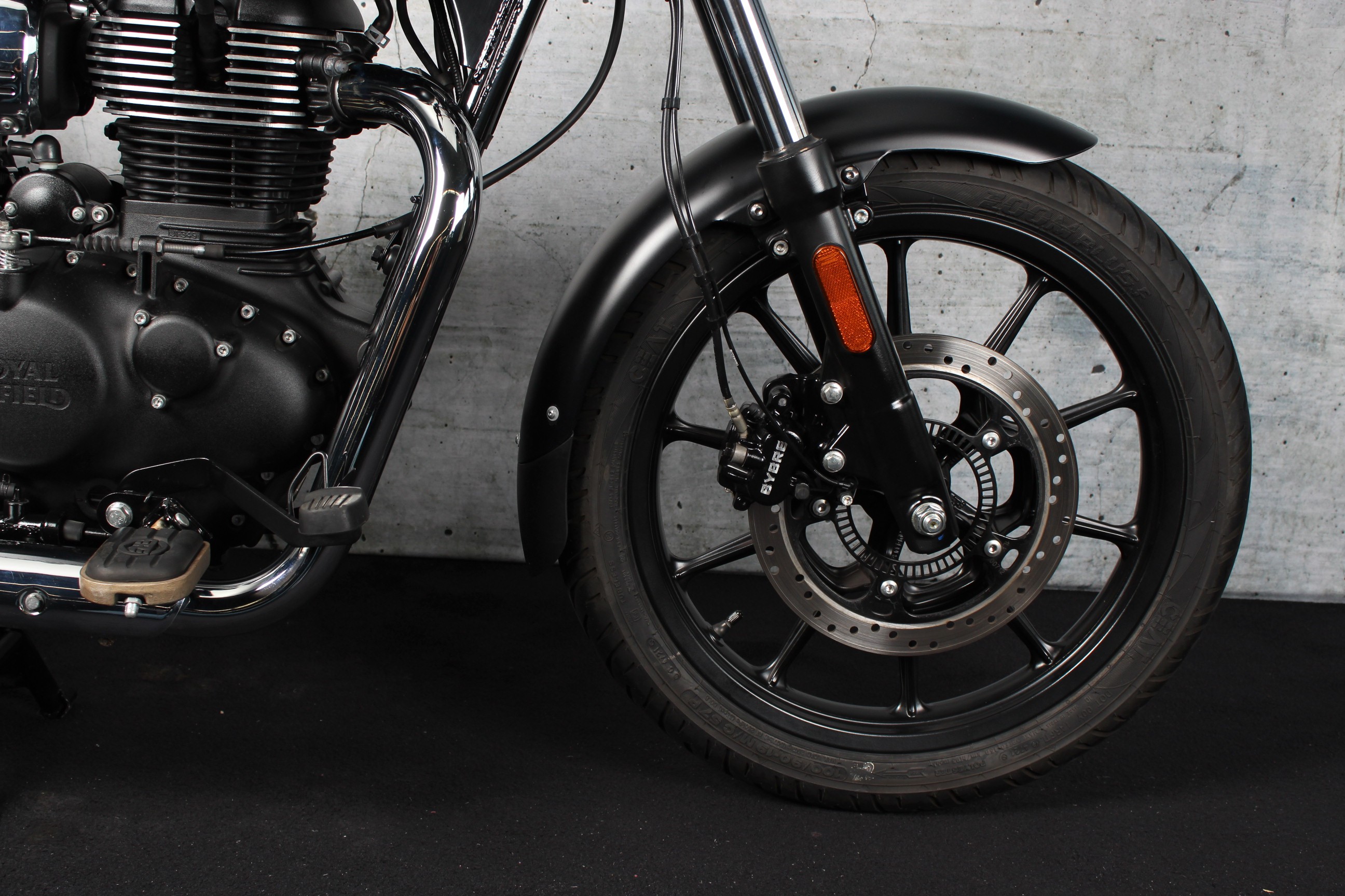 ROYAL-ENFIELD Meteor 350 A2/ 35kW/ code 80 g