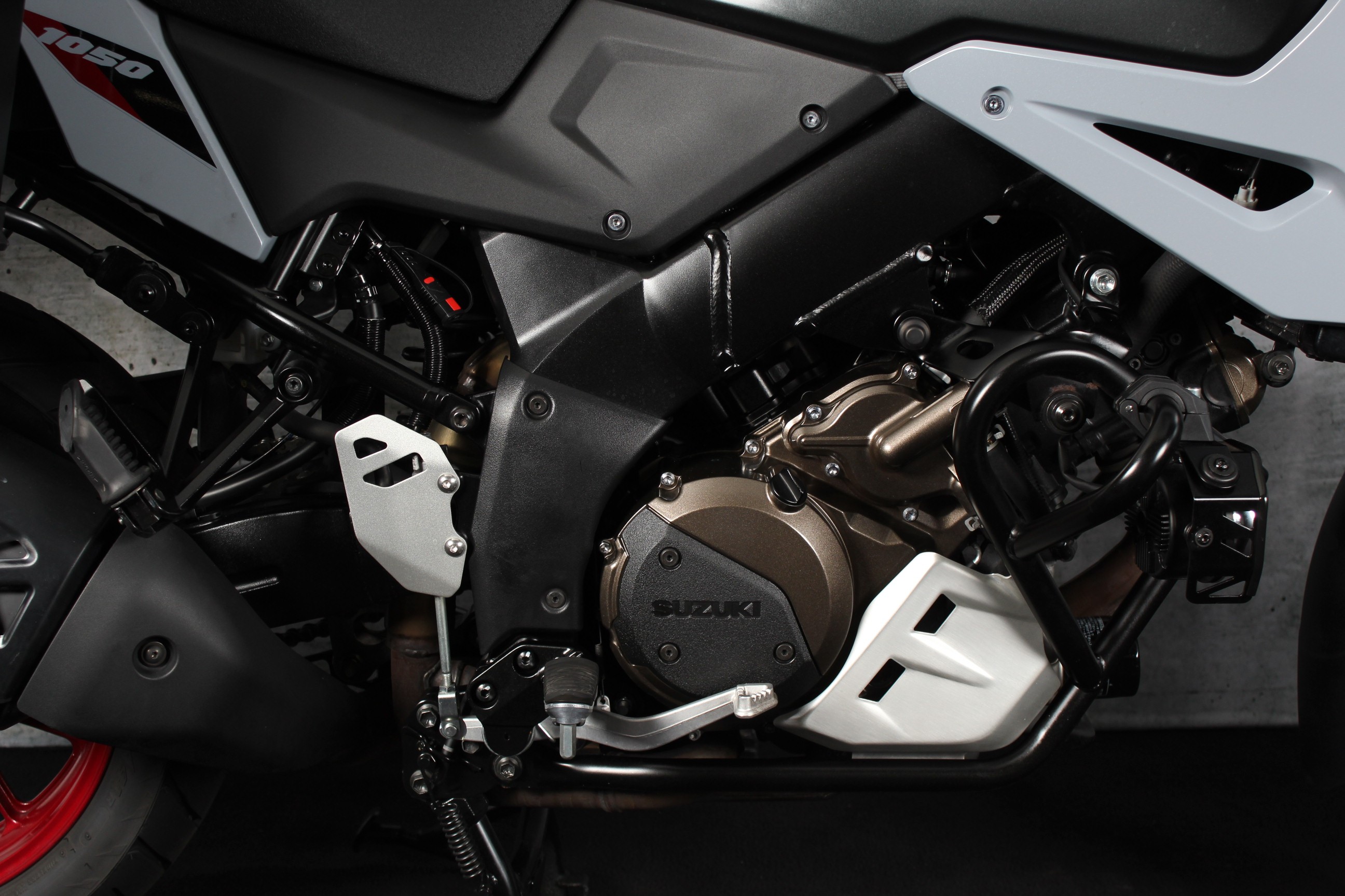 SUZUKI V-strom DL 1050 ABS