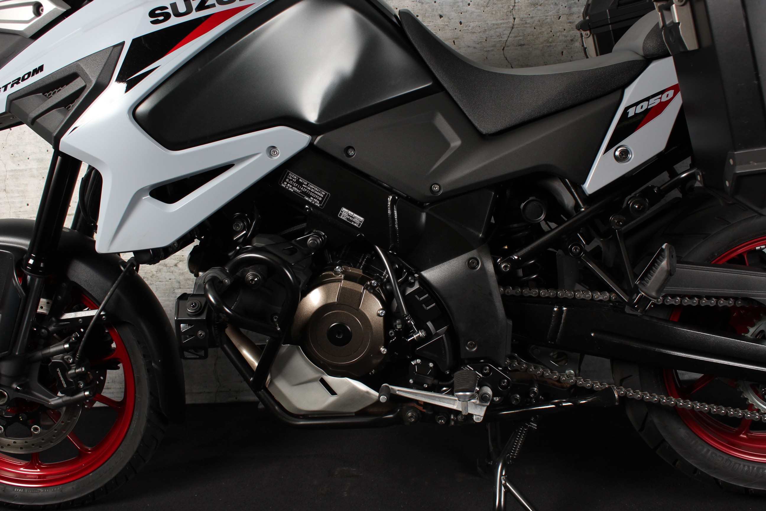 SUZUKI V-strom DL 1050 ABS