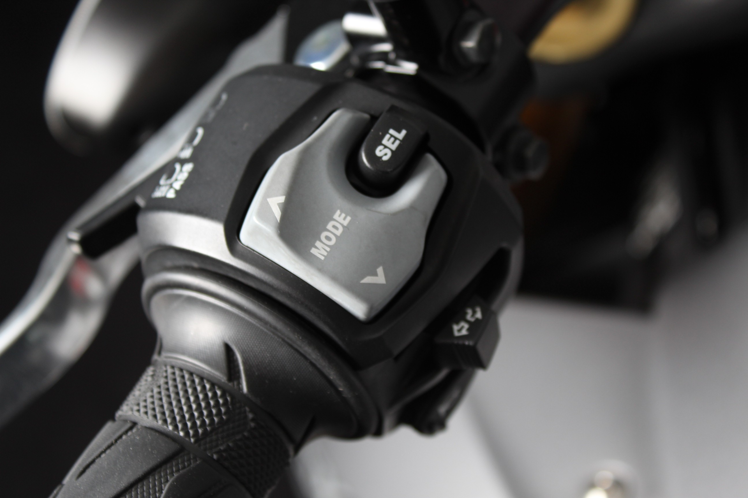 SUZUKI GSX-S 1000 ABS