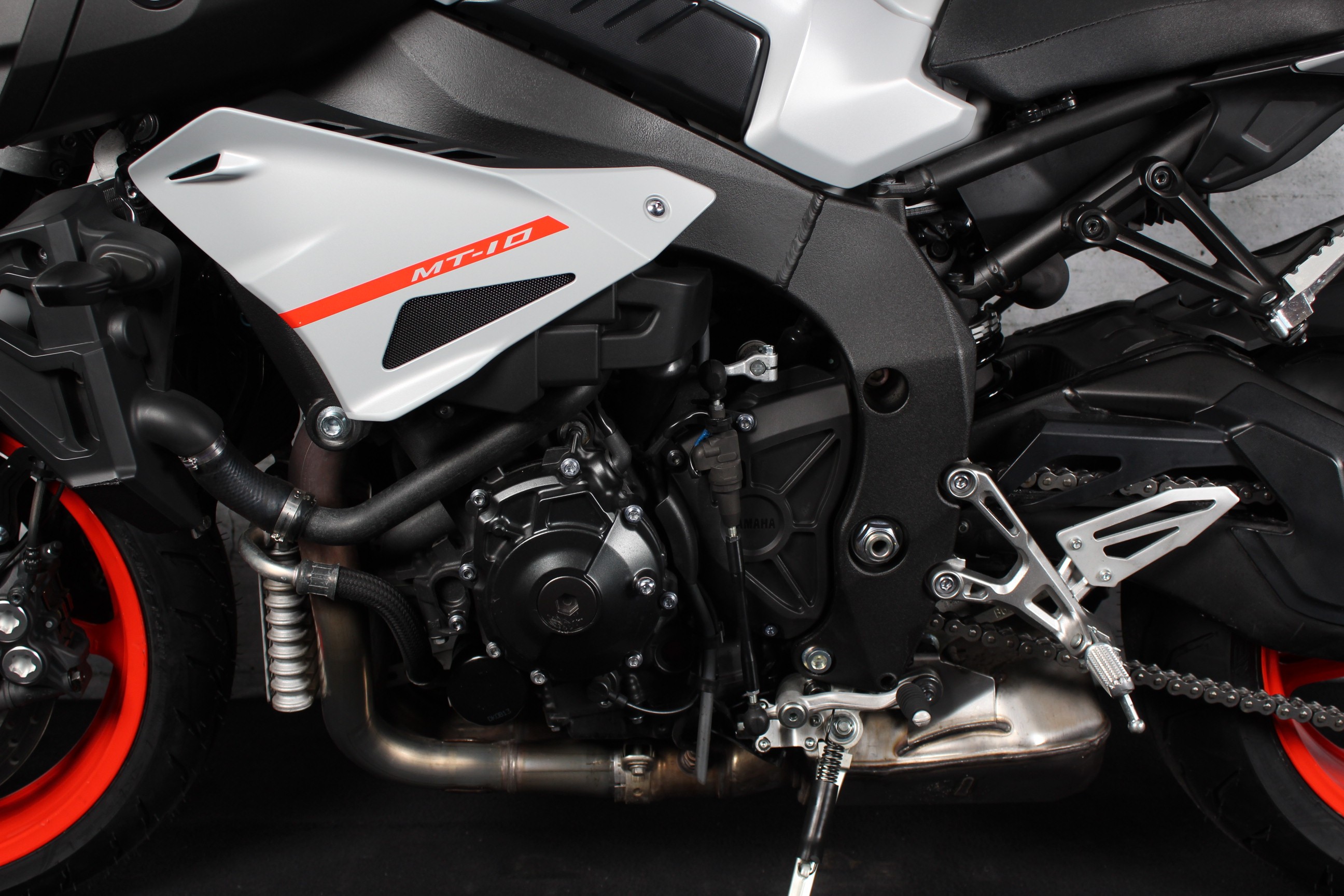 YAMAHA MT 10 ABS