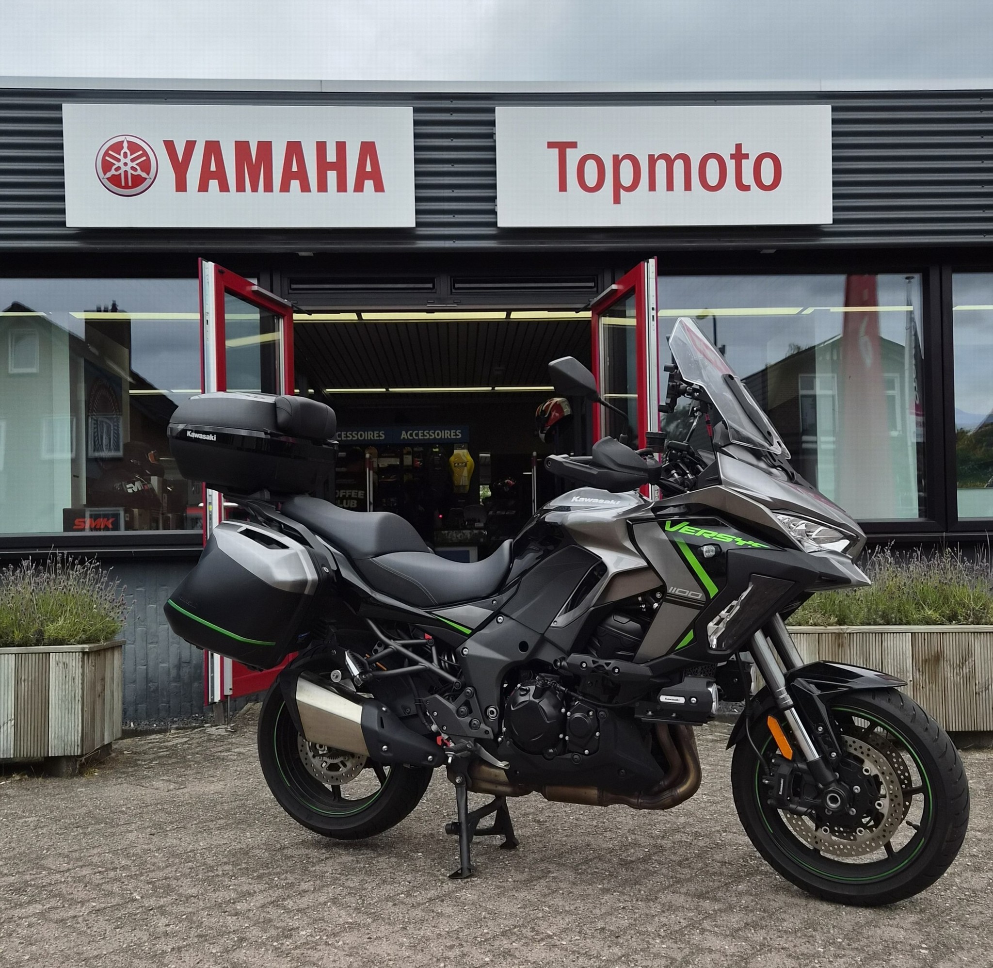 KAWASAKI Versys 1100 SE Grand Tourer