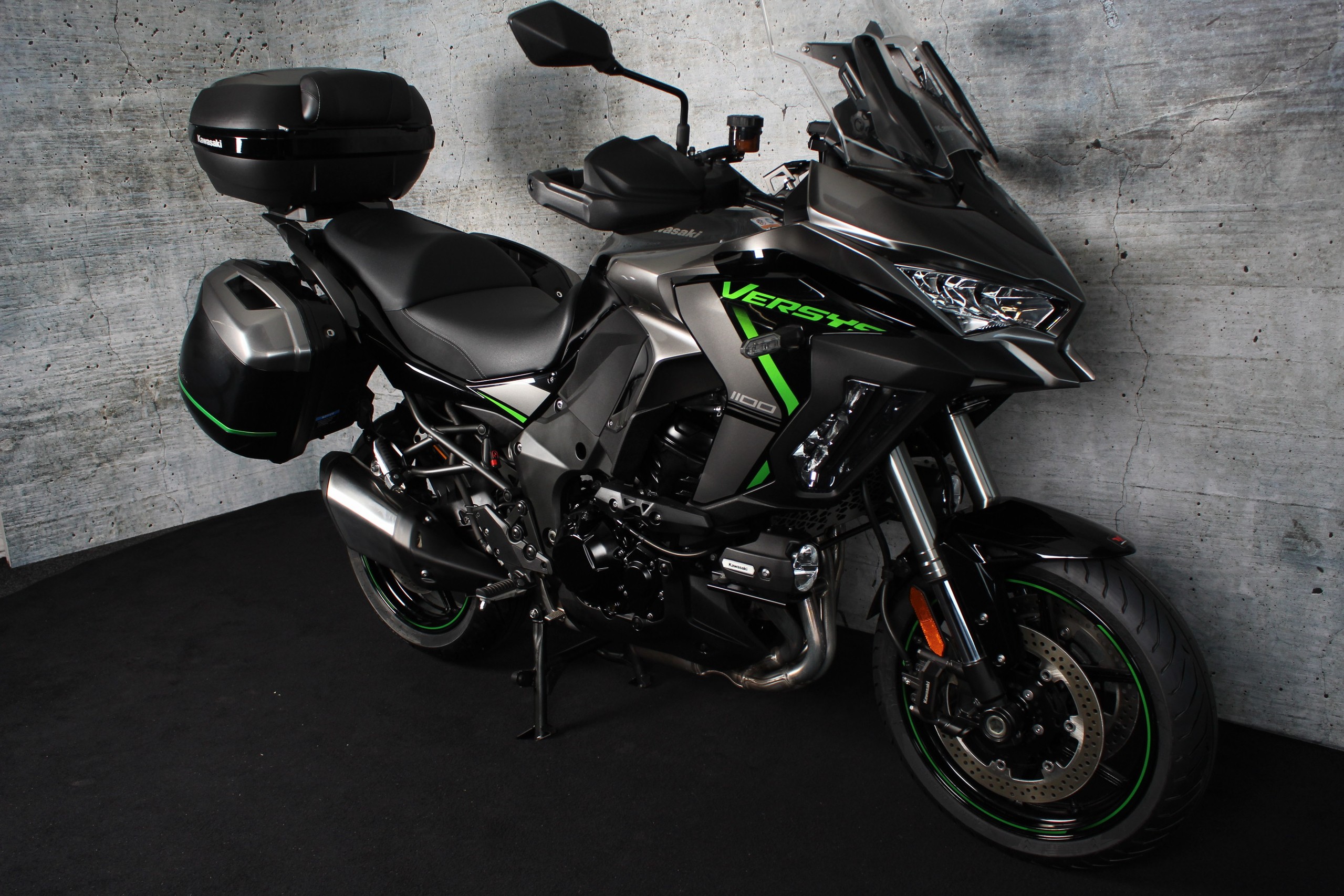 KAWASAKI Versys 1100 SE Grand Tourer