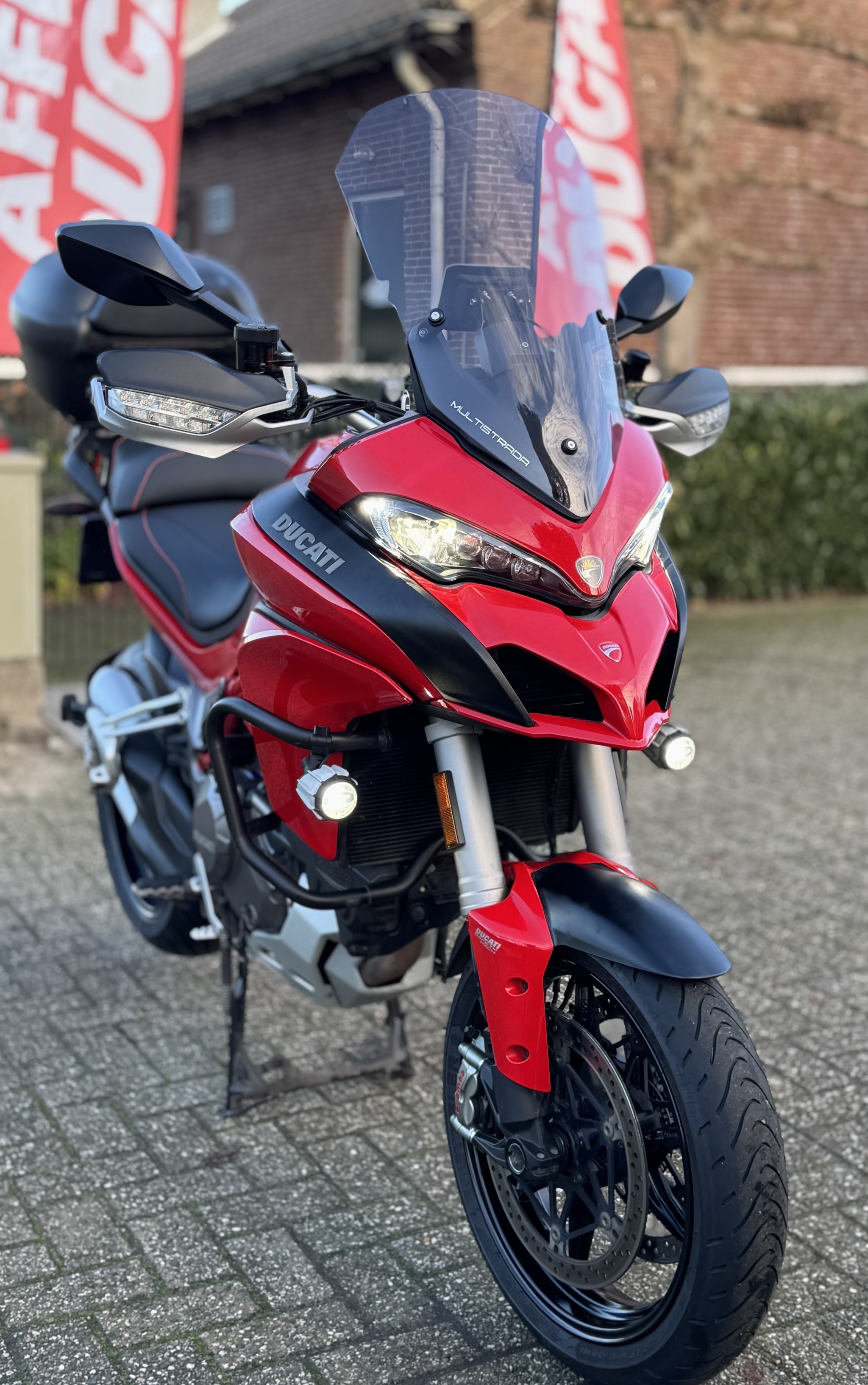 DUCATI Multistrada 1200S