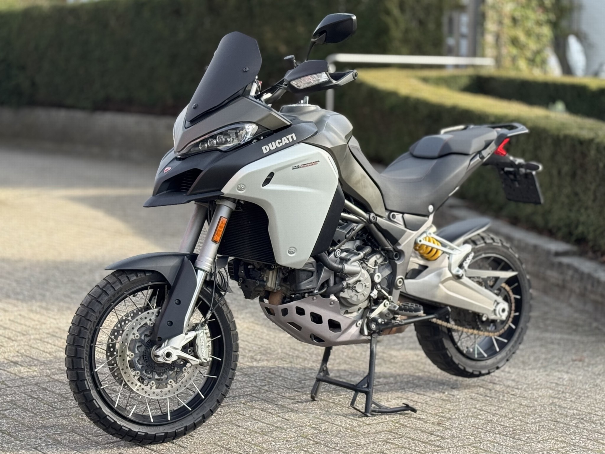 DUCATI Multistrada 1200 Enduro Grijs