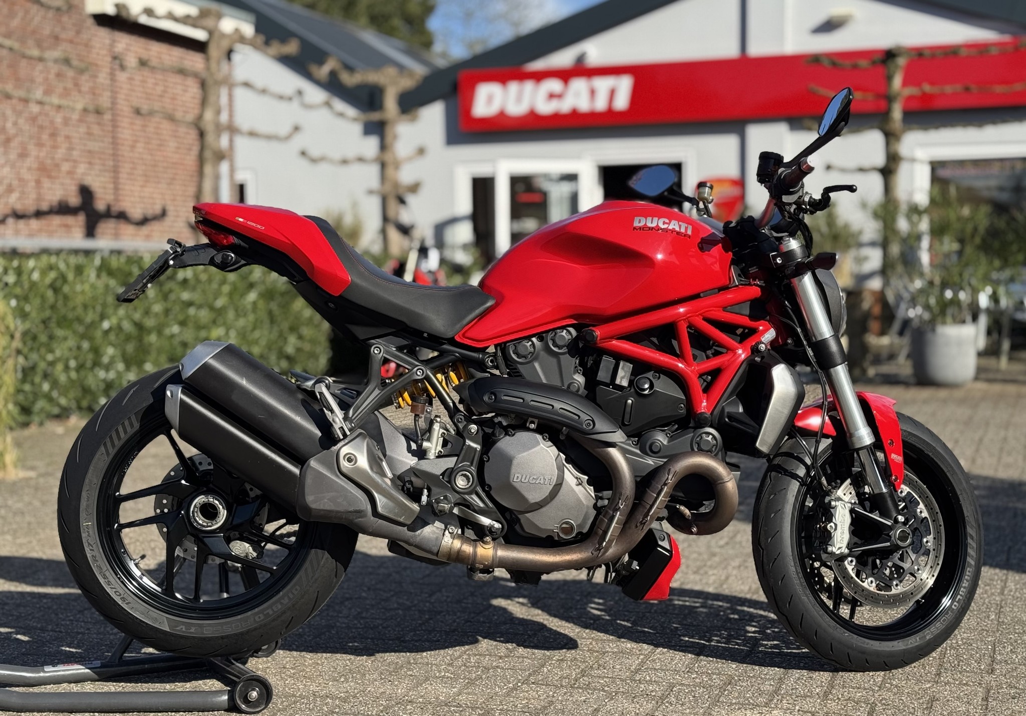 DUCATI Monster 1200