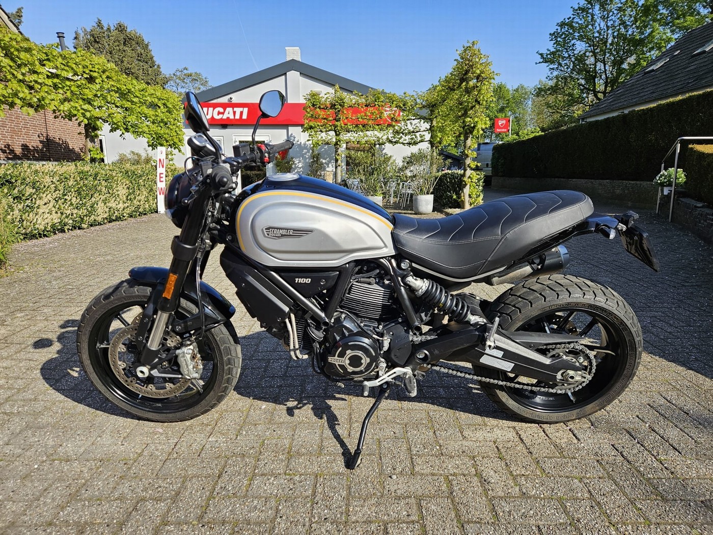 DUCATI SCRAMBLER 1100 PRO