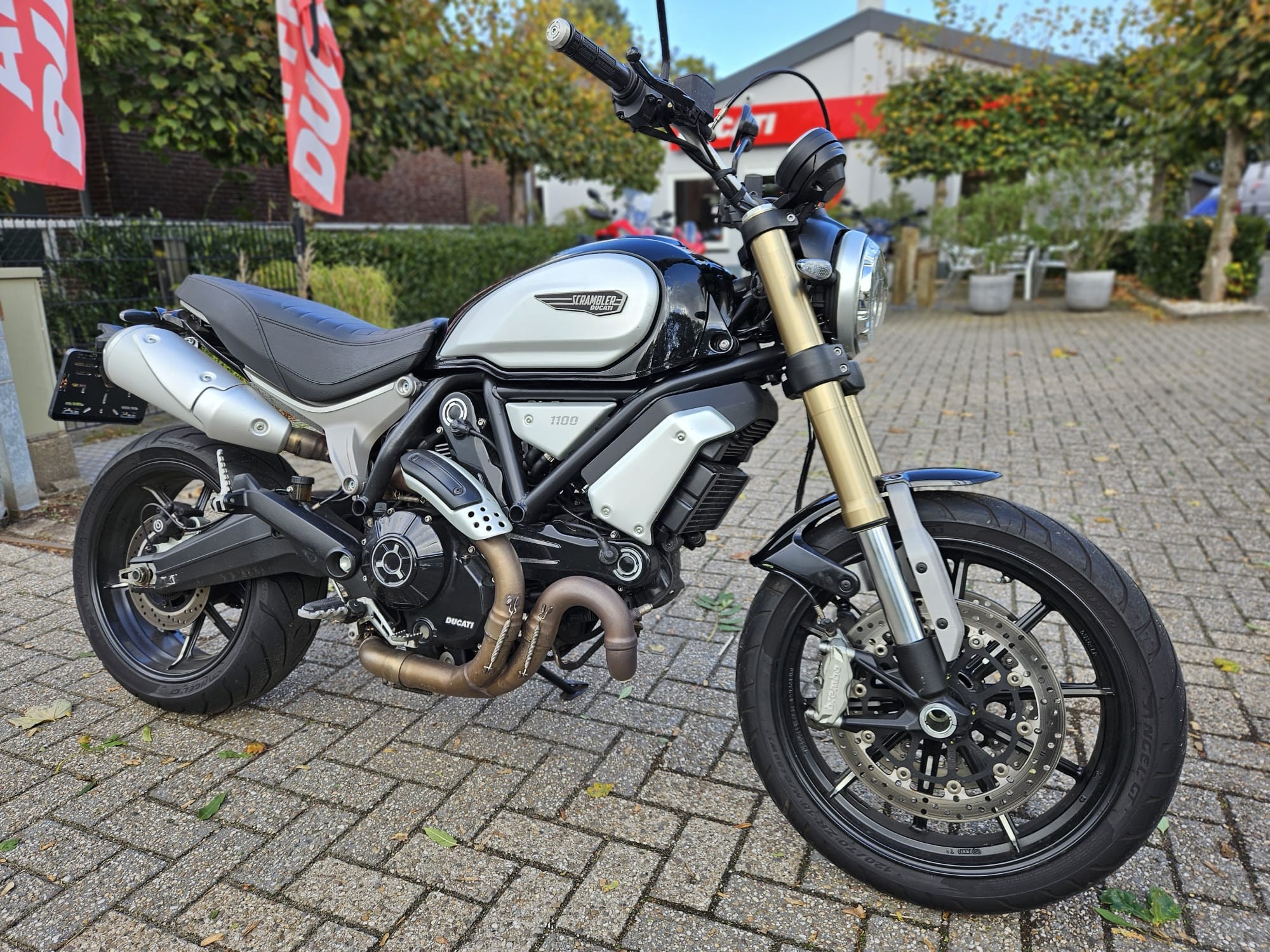 DUCATI SCRAMBLER 1100