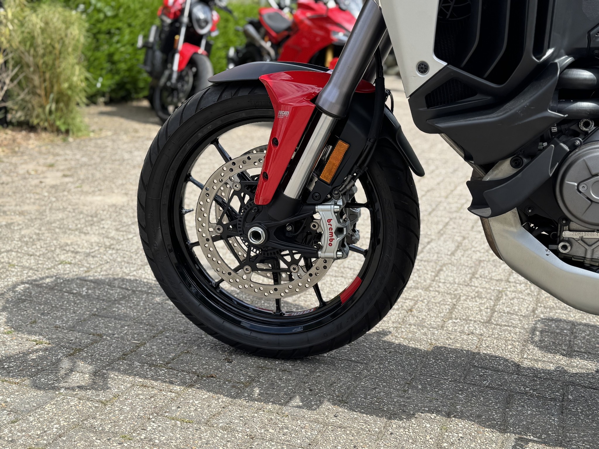 DUCATI Multistrada V4 S-Rader - Red