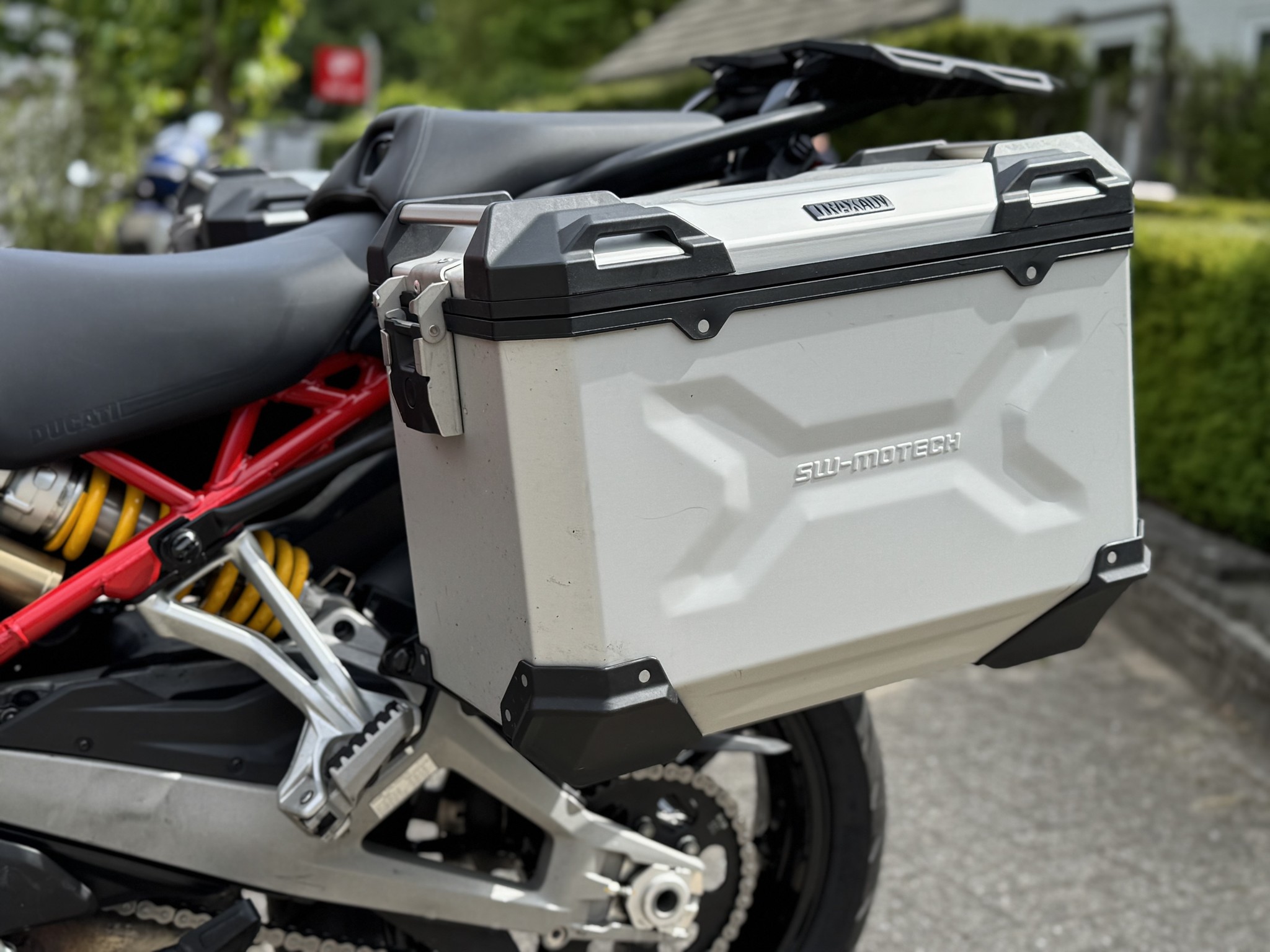 DUCATI Multistrada V4 S-Rader - Red