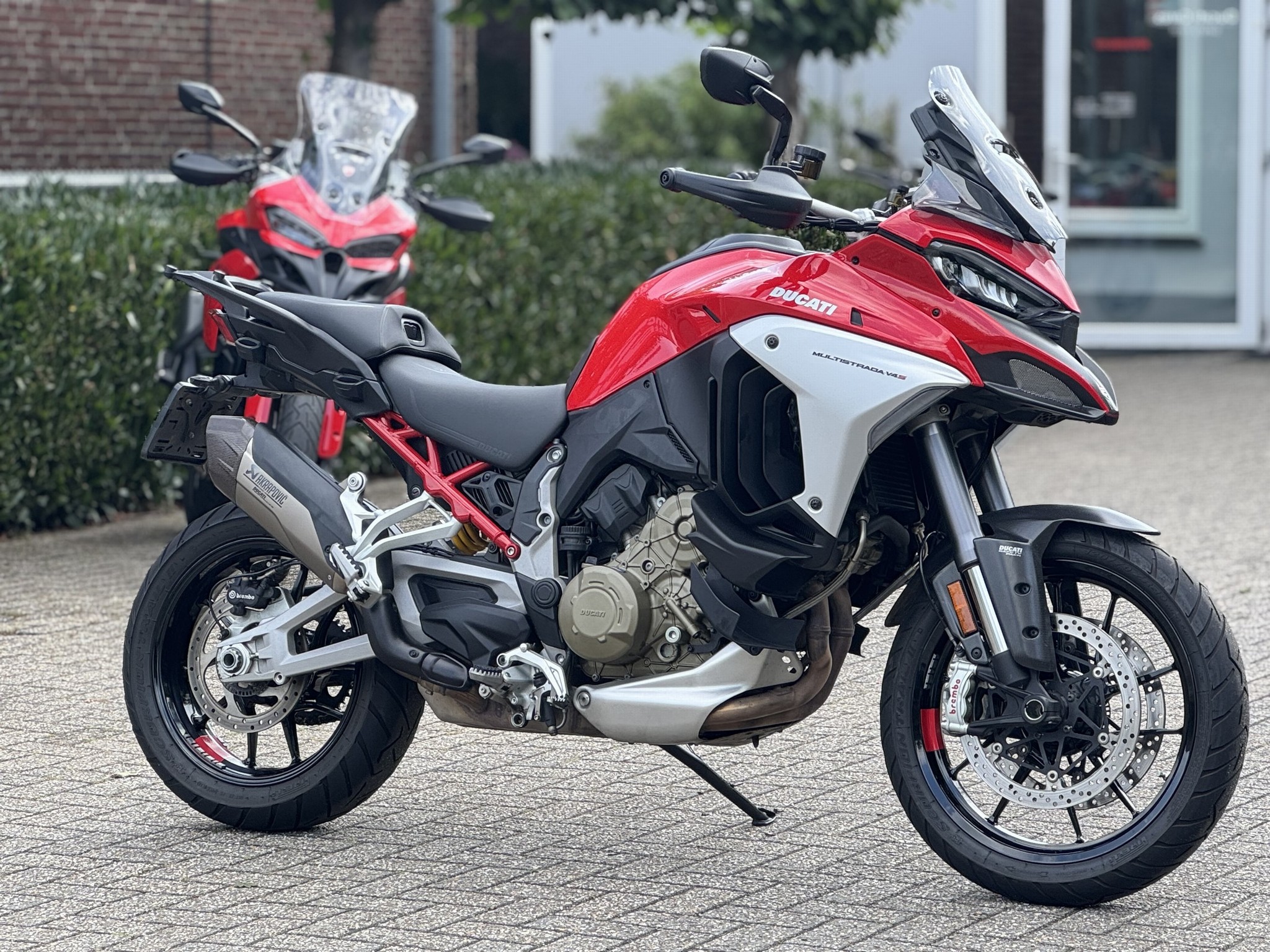 DUCATI Multistrada V4 S-Rader - Red