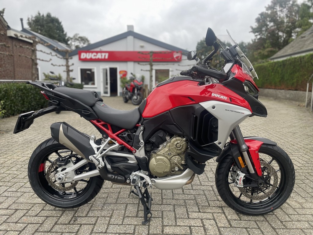 DUCATI Multistrada V4 S-Travel&Rader