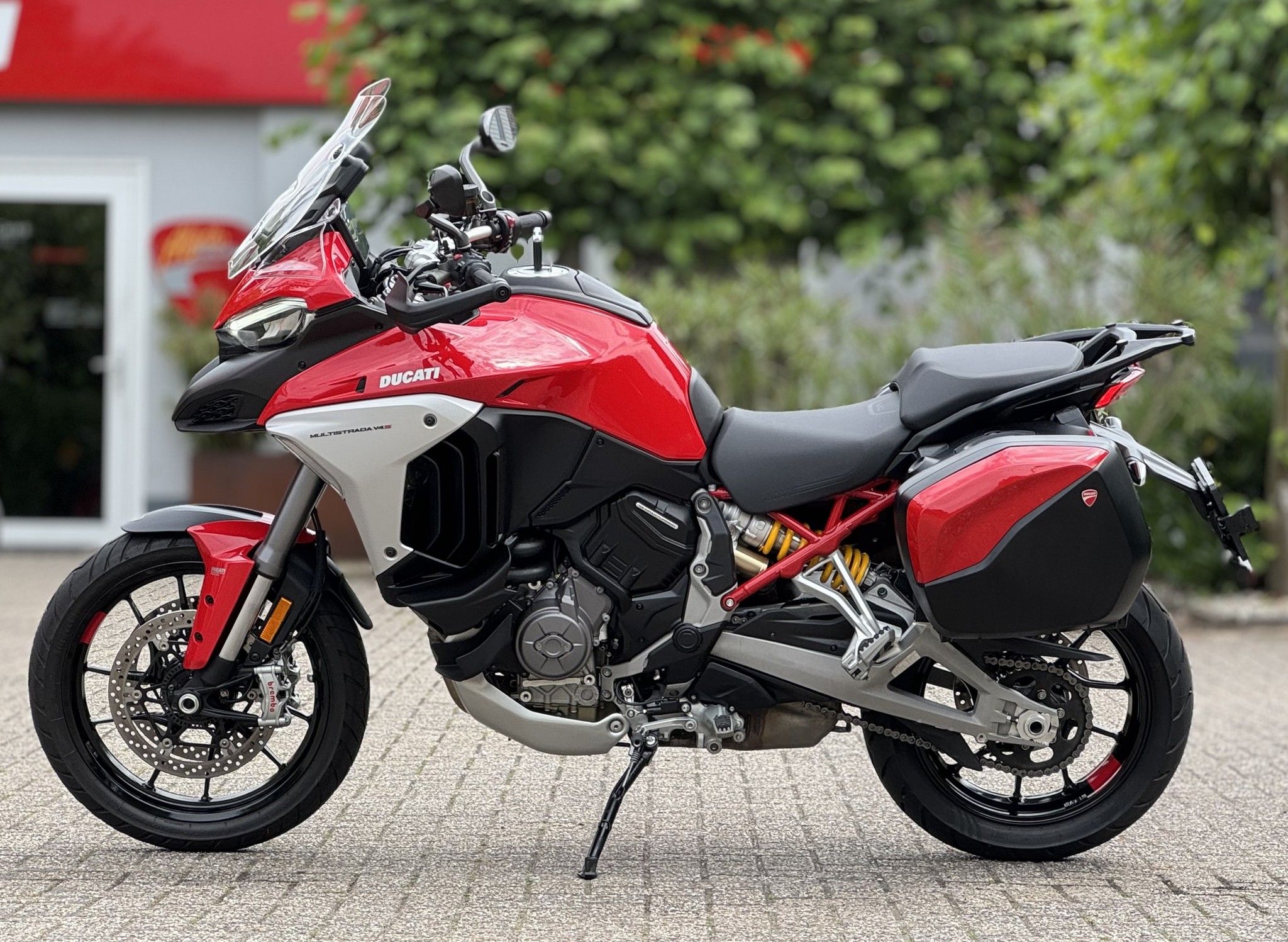 DUCATI Multistrada V4 S-Rader - Red