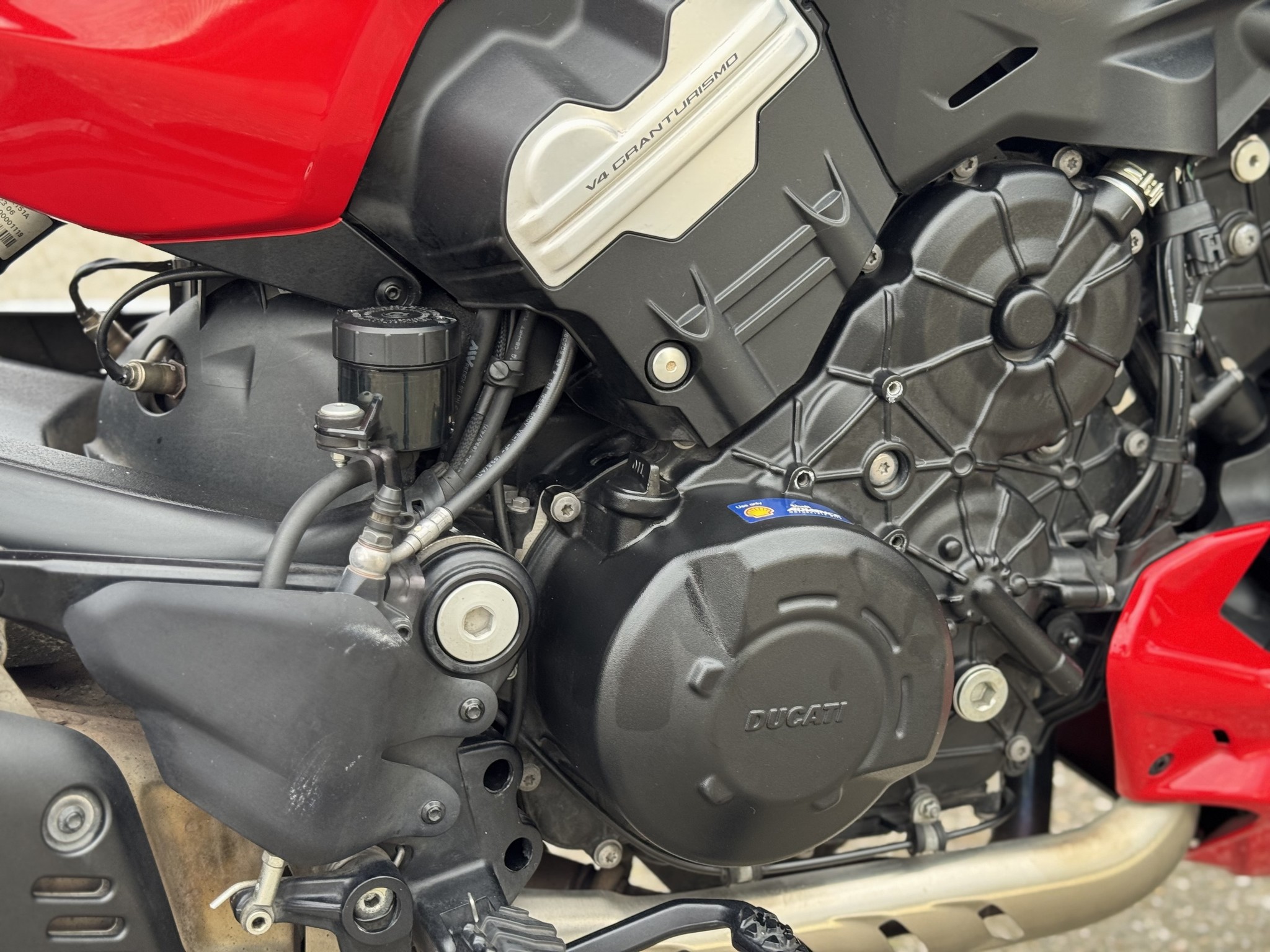 DUCATI Diavel V4 Red