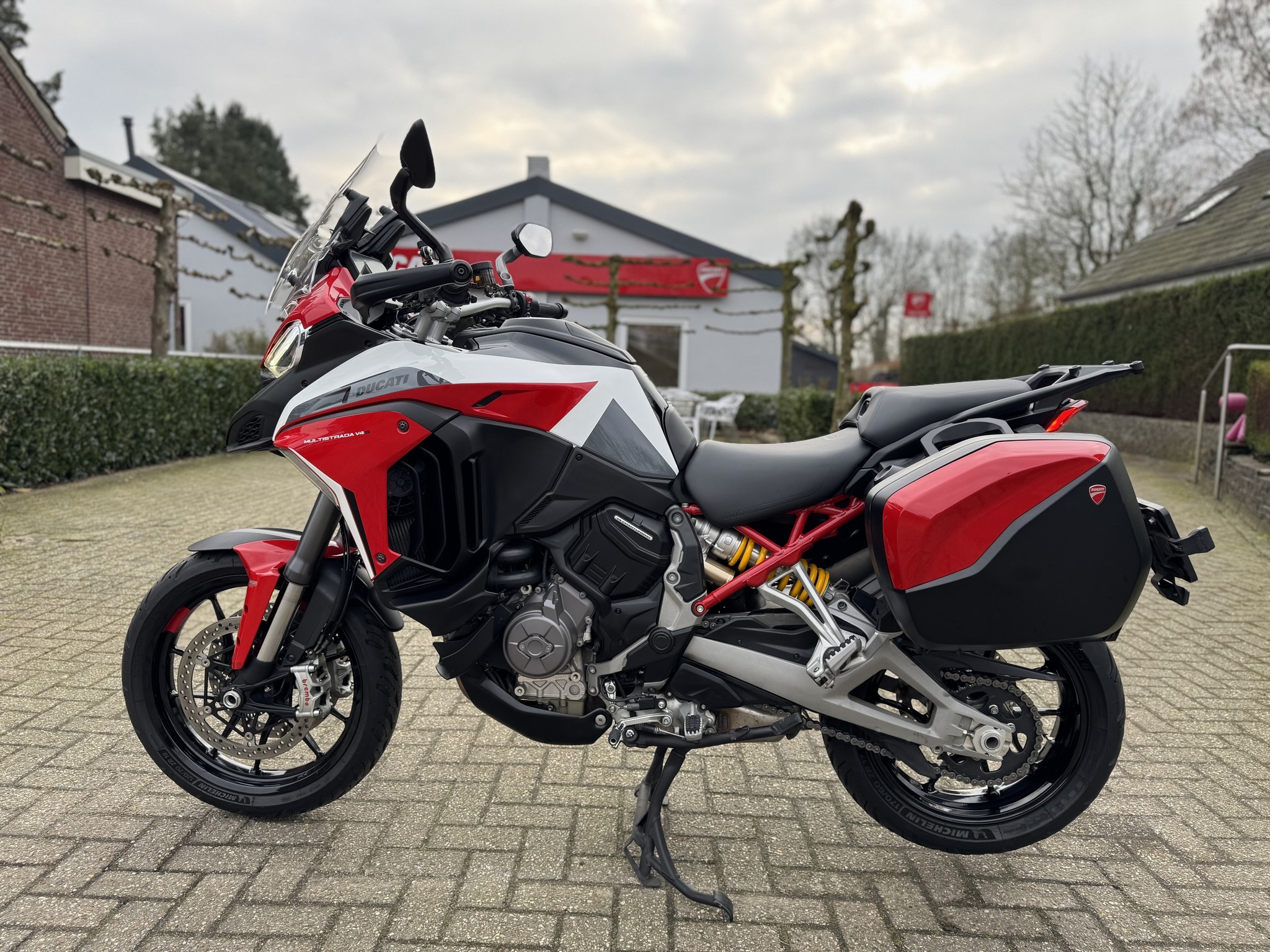 DUCATI Multistrada V4 S-Travel&Rader