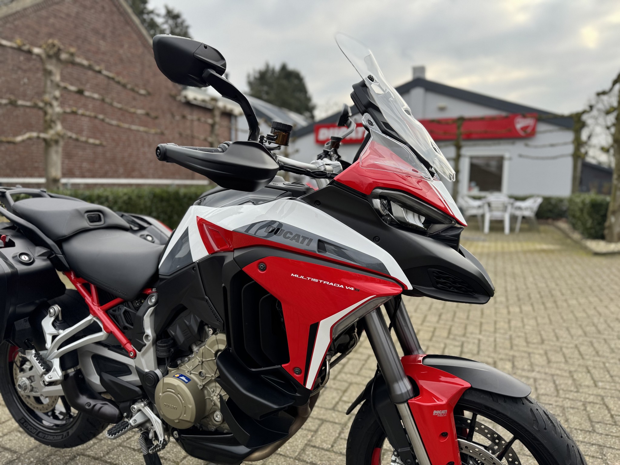 DUCATI Multistrada V4 S-Travel&Rader